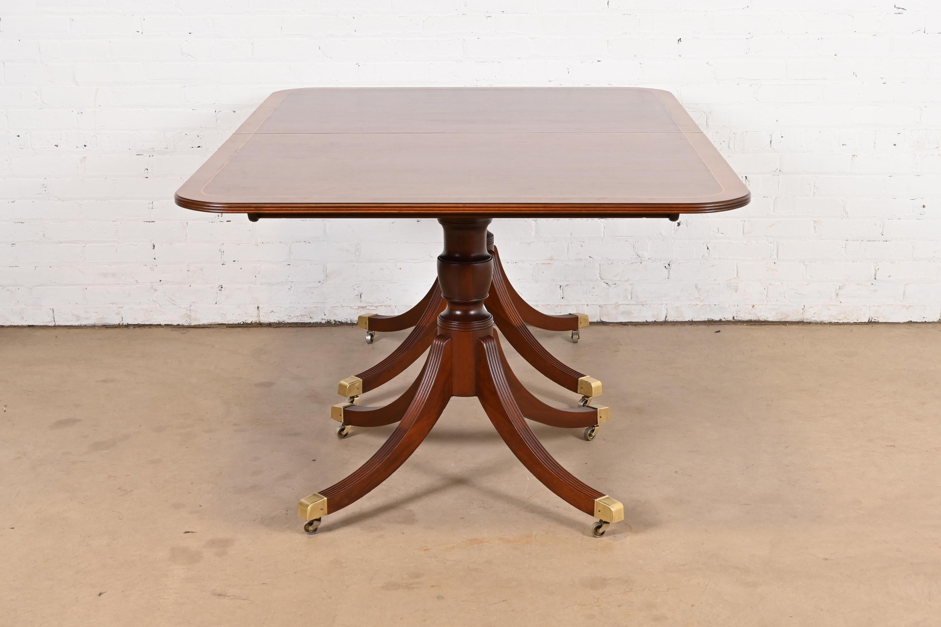 Baker Furniture Georgian Banded Mahogany Double Pedestal Extension Dining Table 4