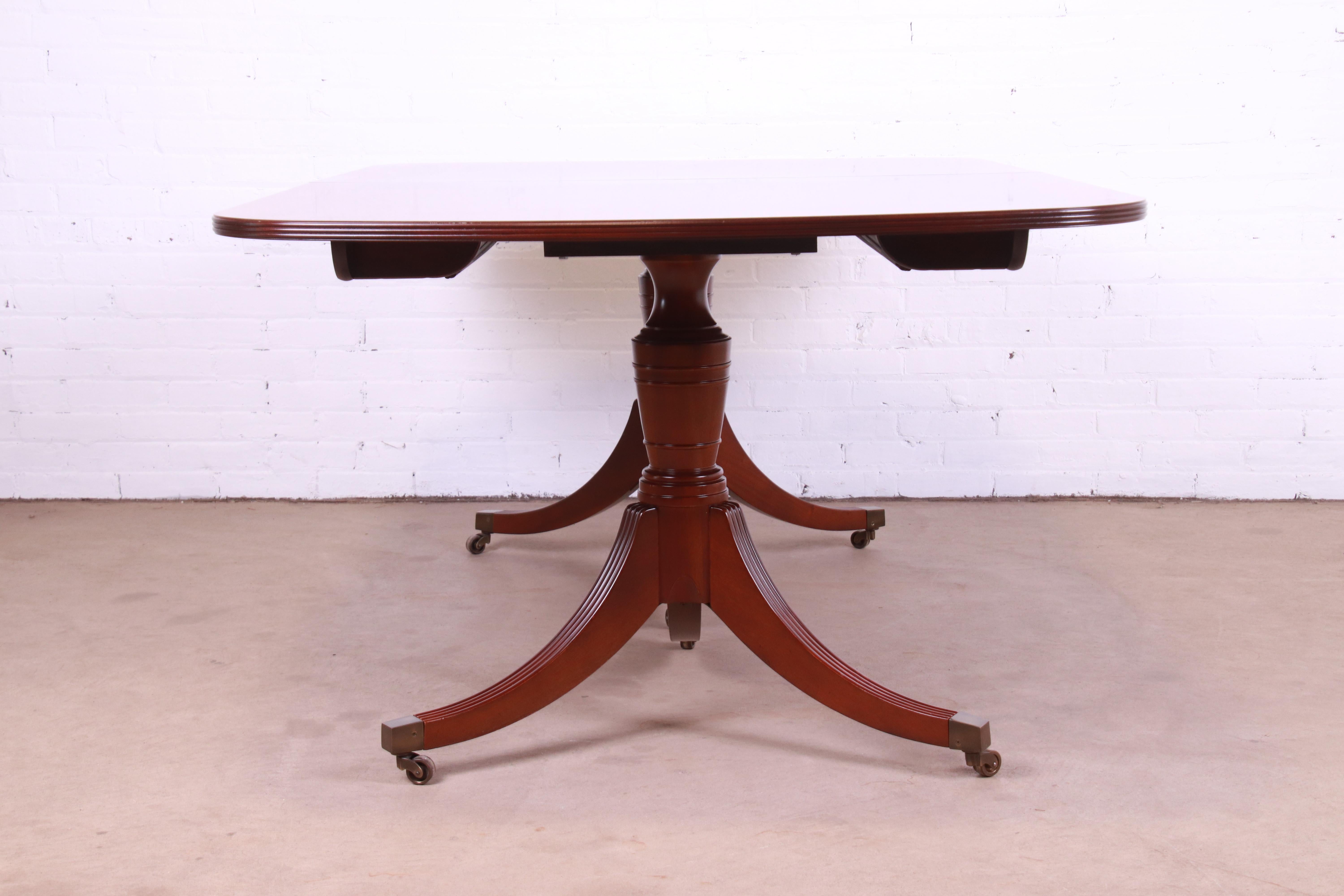 Baker Furniture Georgian Banded Mahogany Double Pedestal Extension Dining Table 13
