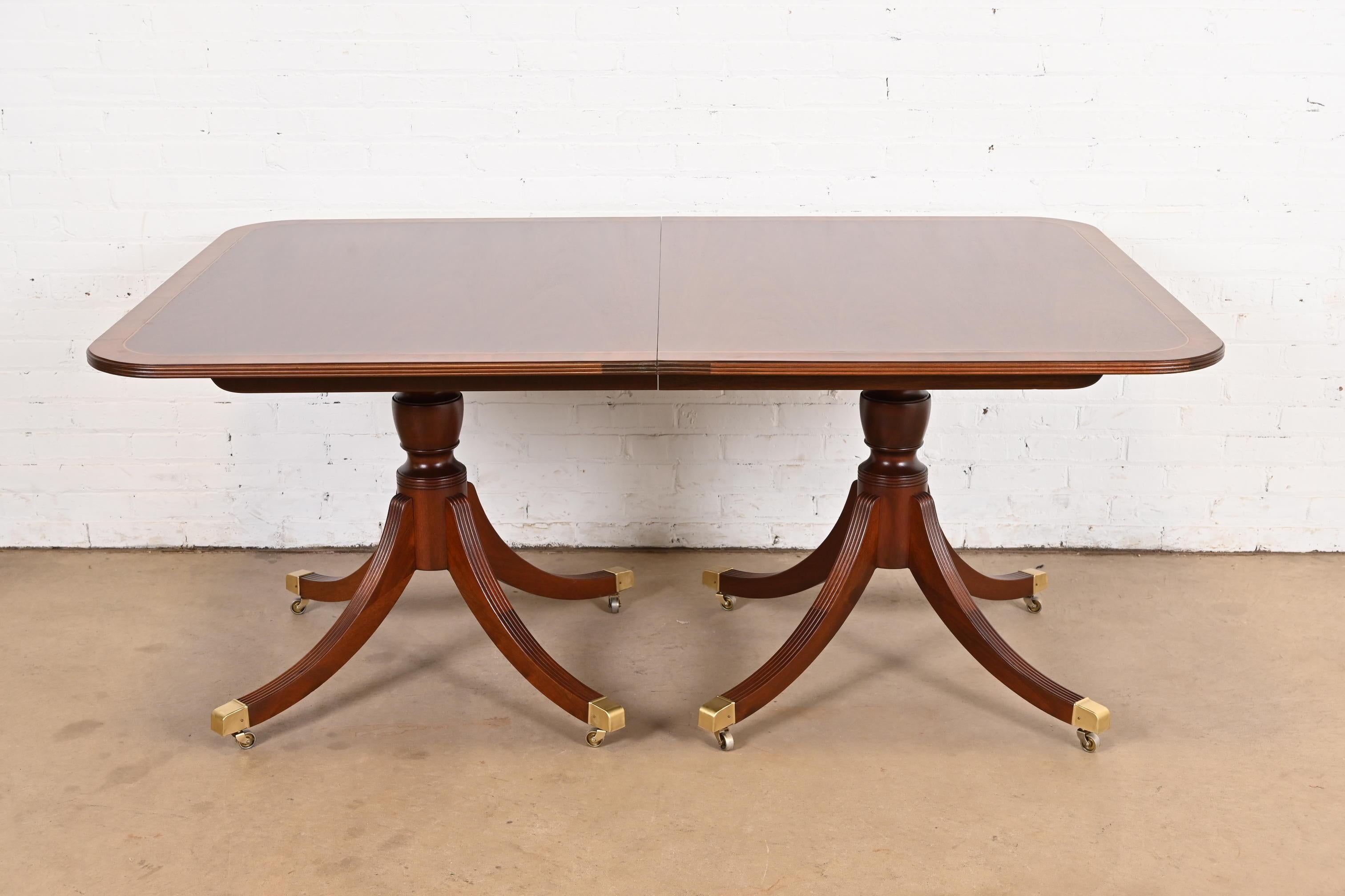 Brass Baker Furniture Georgian Banded Mahogany Double Pedestal Extension Dining Table