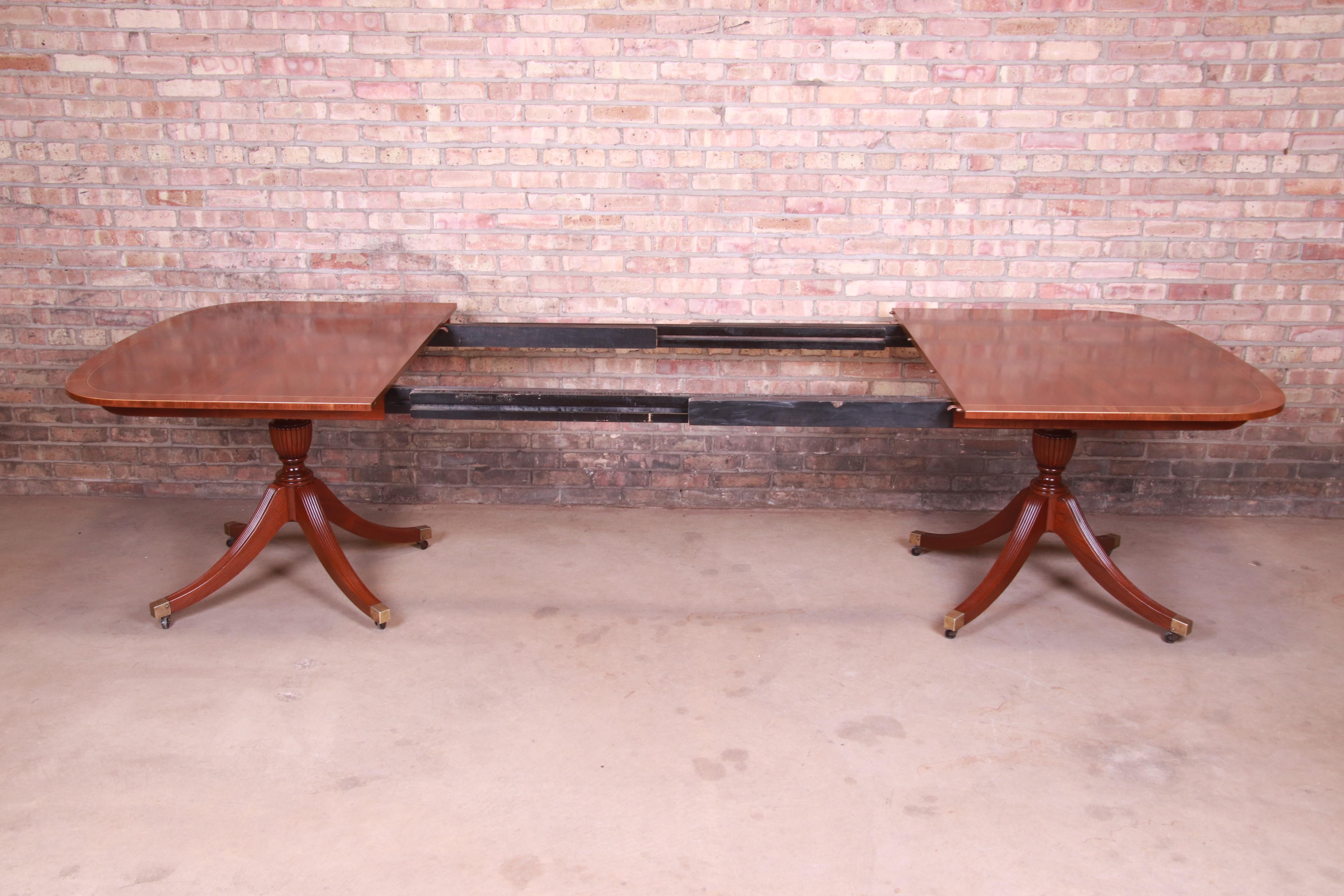 Baker Furniture Georgian Banded Mahogany Extension Dining Table, Refinished 4