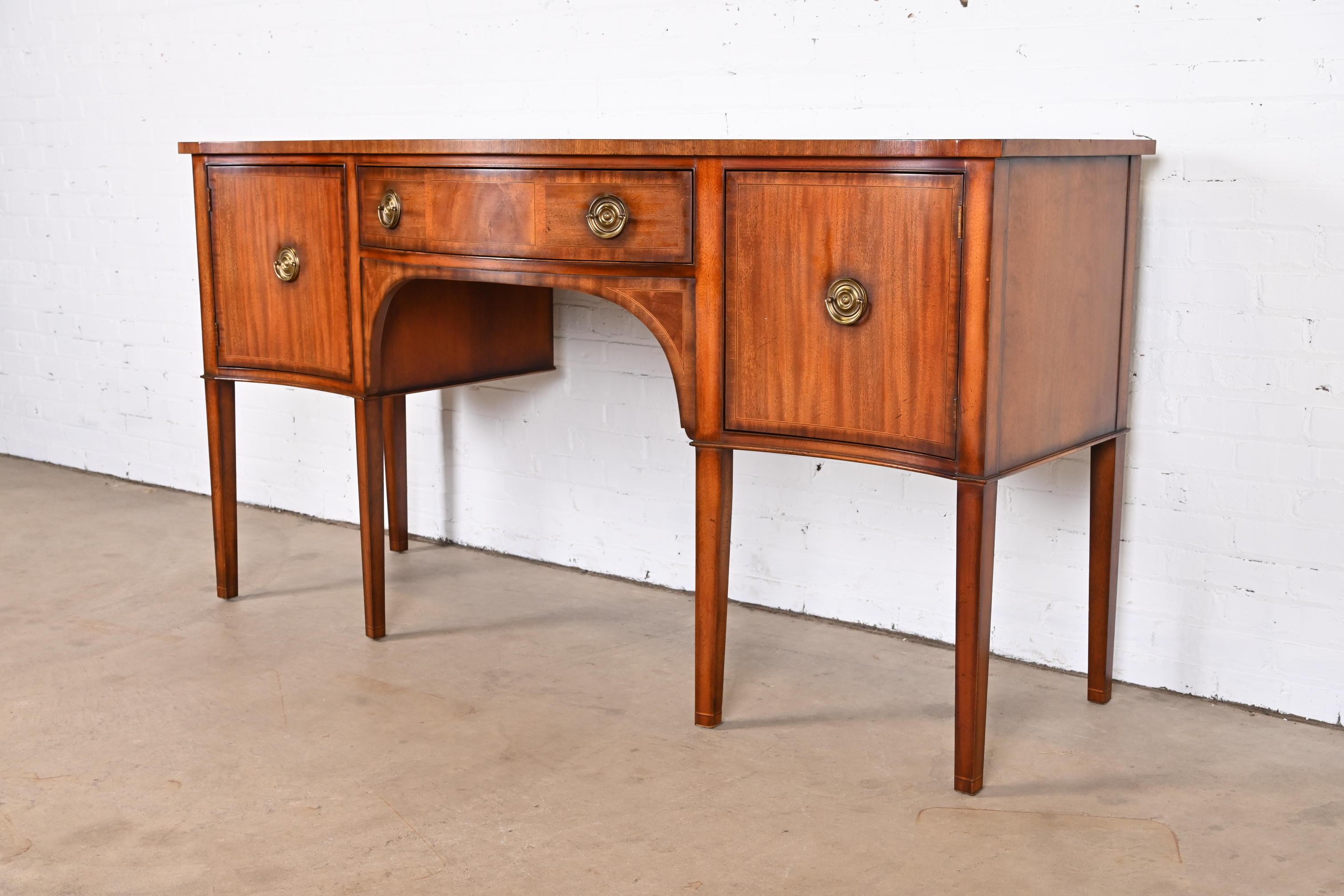 20th Century Baker Furniture Georgian Banded Mahogany Serpentine Front Sideboard Credenza For Sale