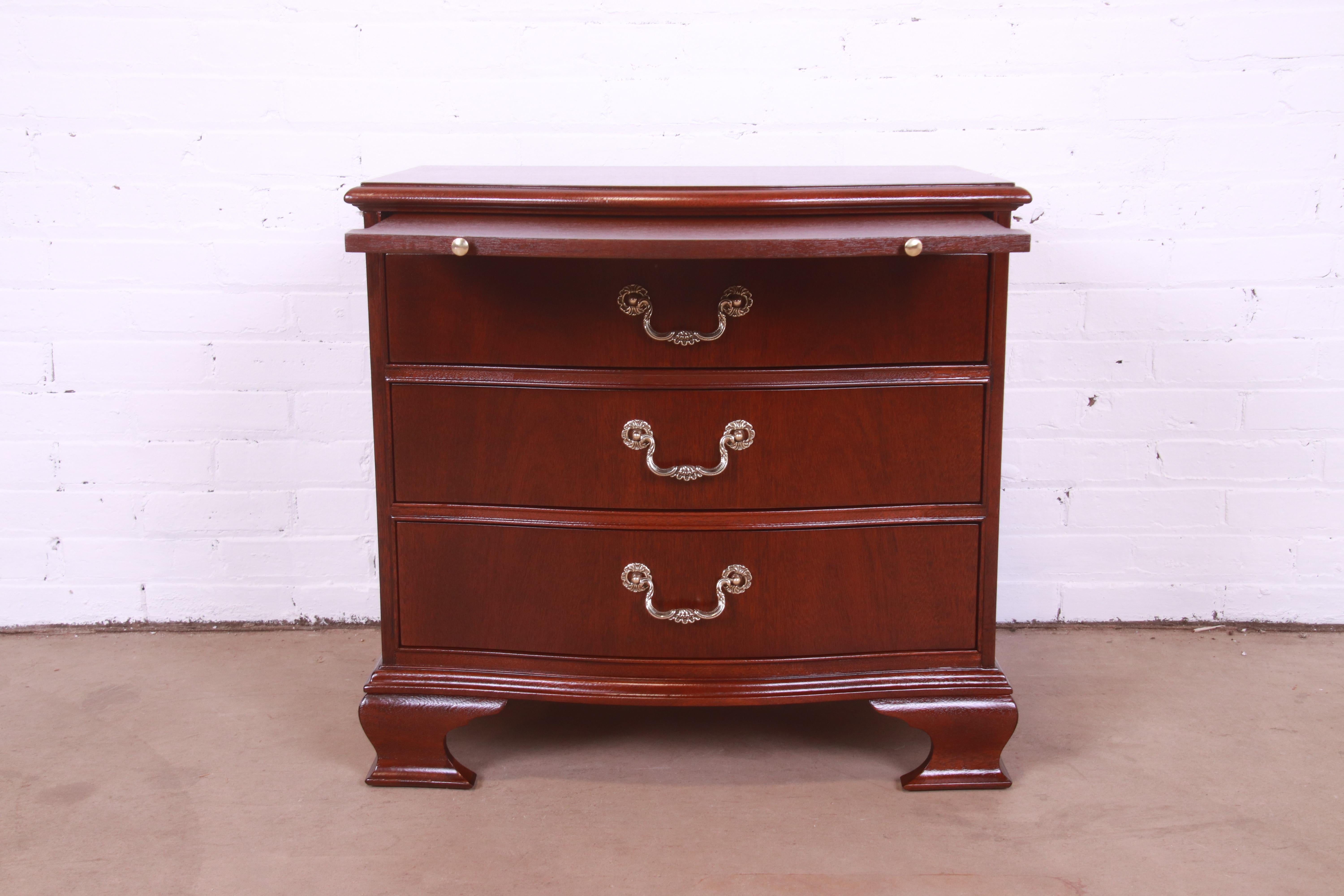 Baker Furniture Georgian Bow Front Bedside Chest, Newly Refinished 4