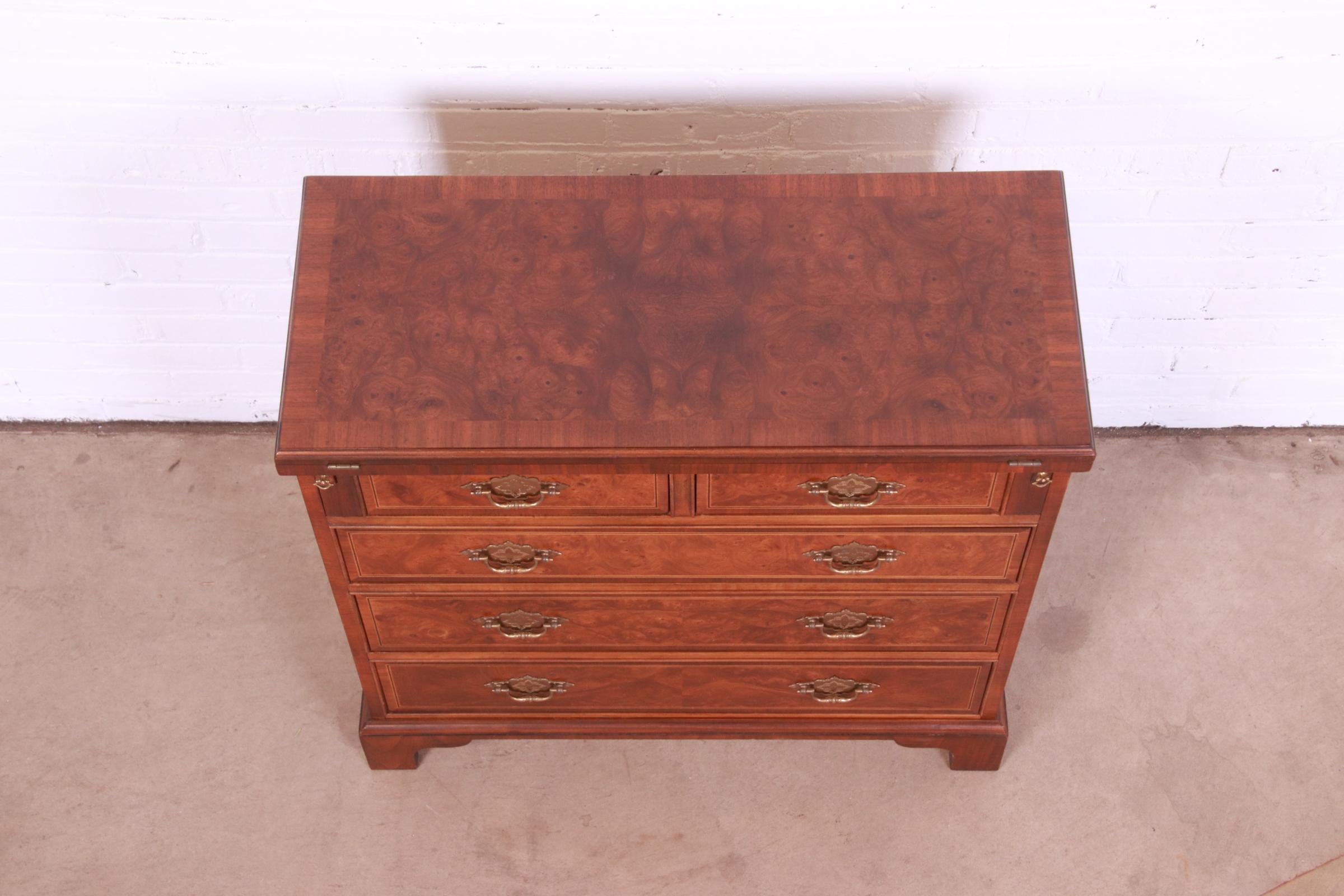 Baker Furniture Georgian Burled Walnut Flip Top Bachelor Chest 6