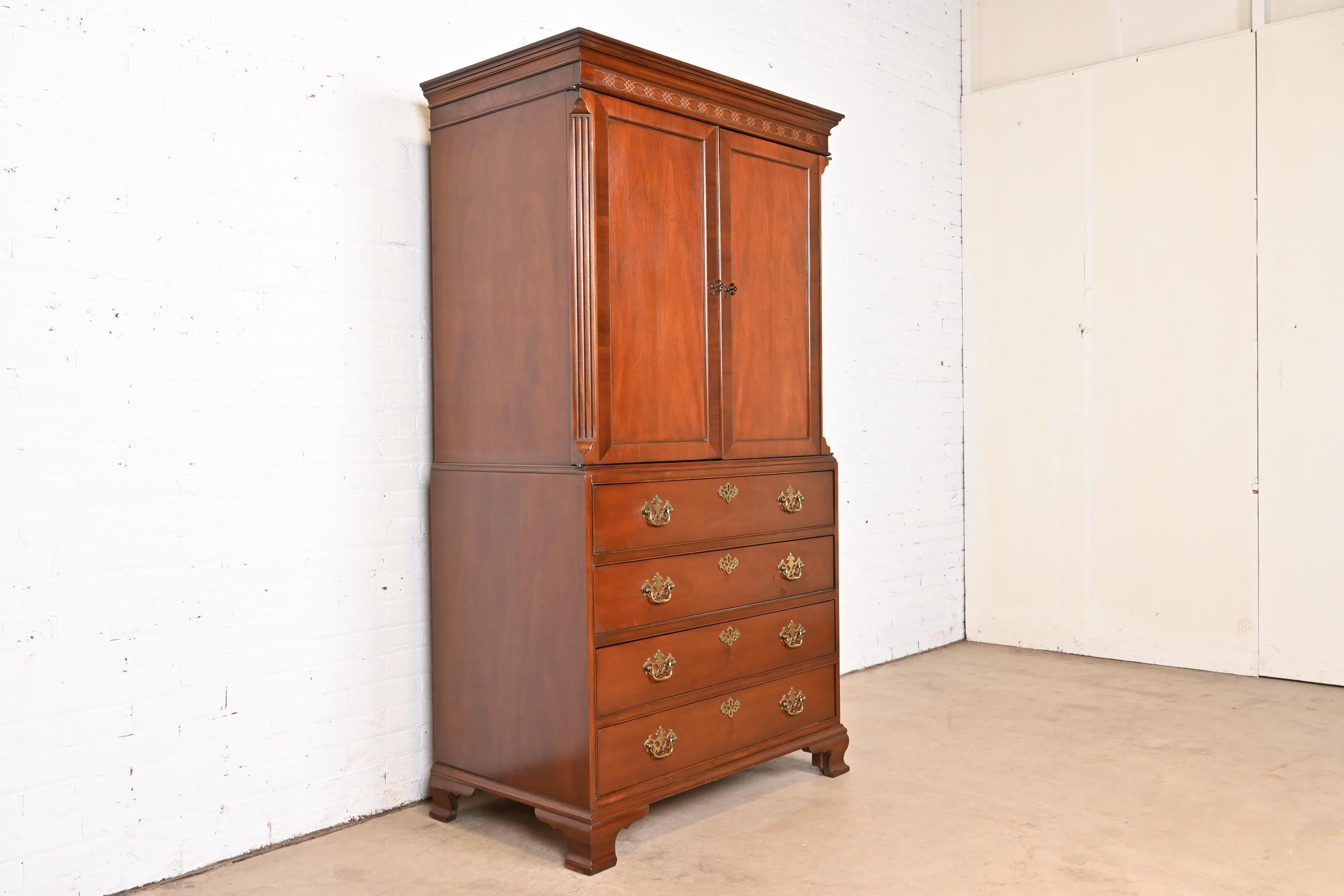 Baker Furniture Georgian Carved Mahogany Armoire Dresser In Good Condition In South Bend, IN
