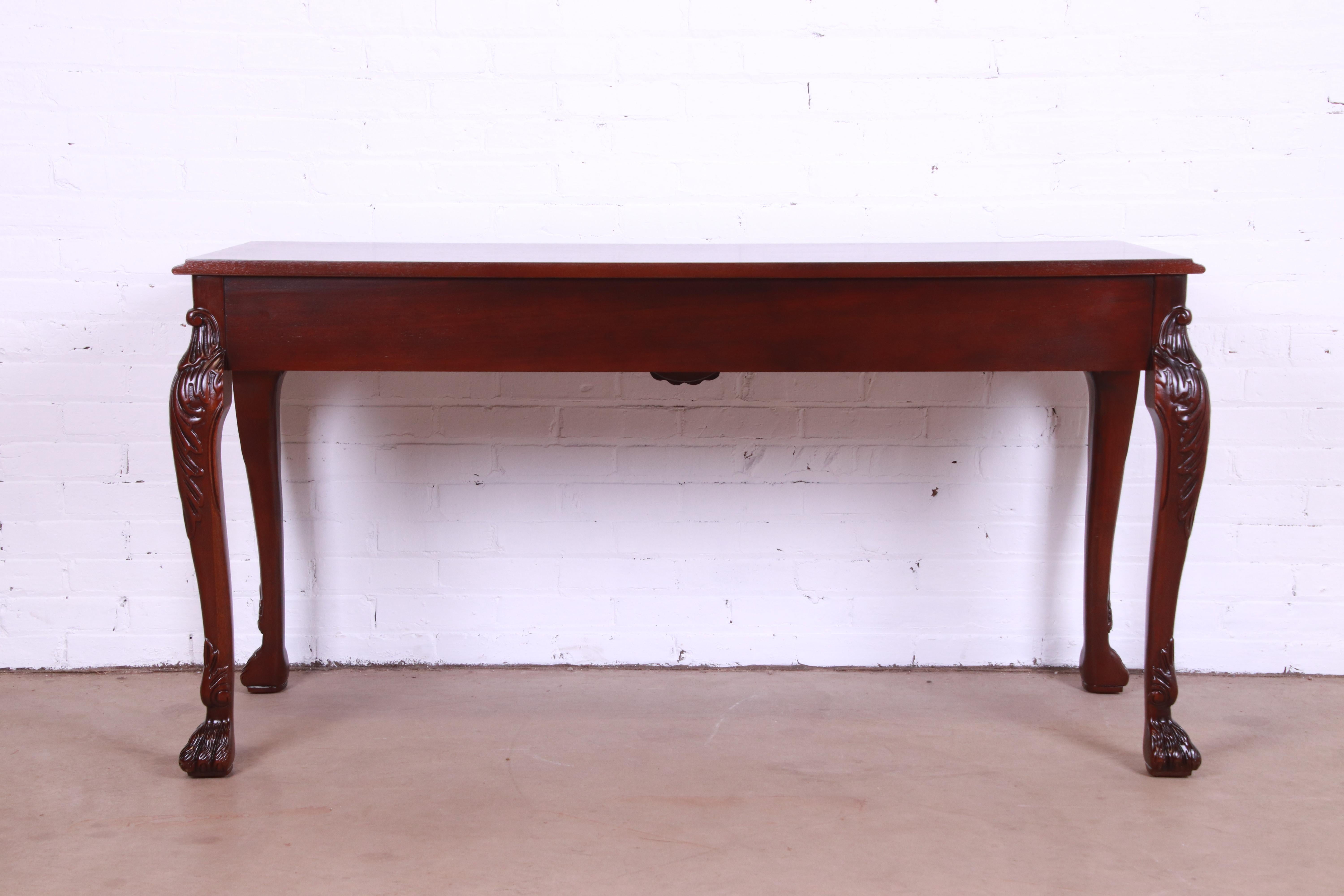 Baker Furniture Georgian Carved Mahogany Console or Sofa Table, Newly Refinished For Sale 7