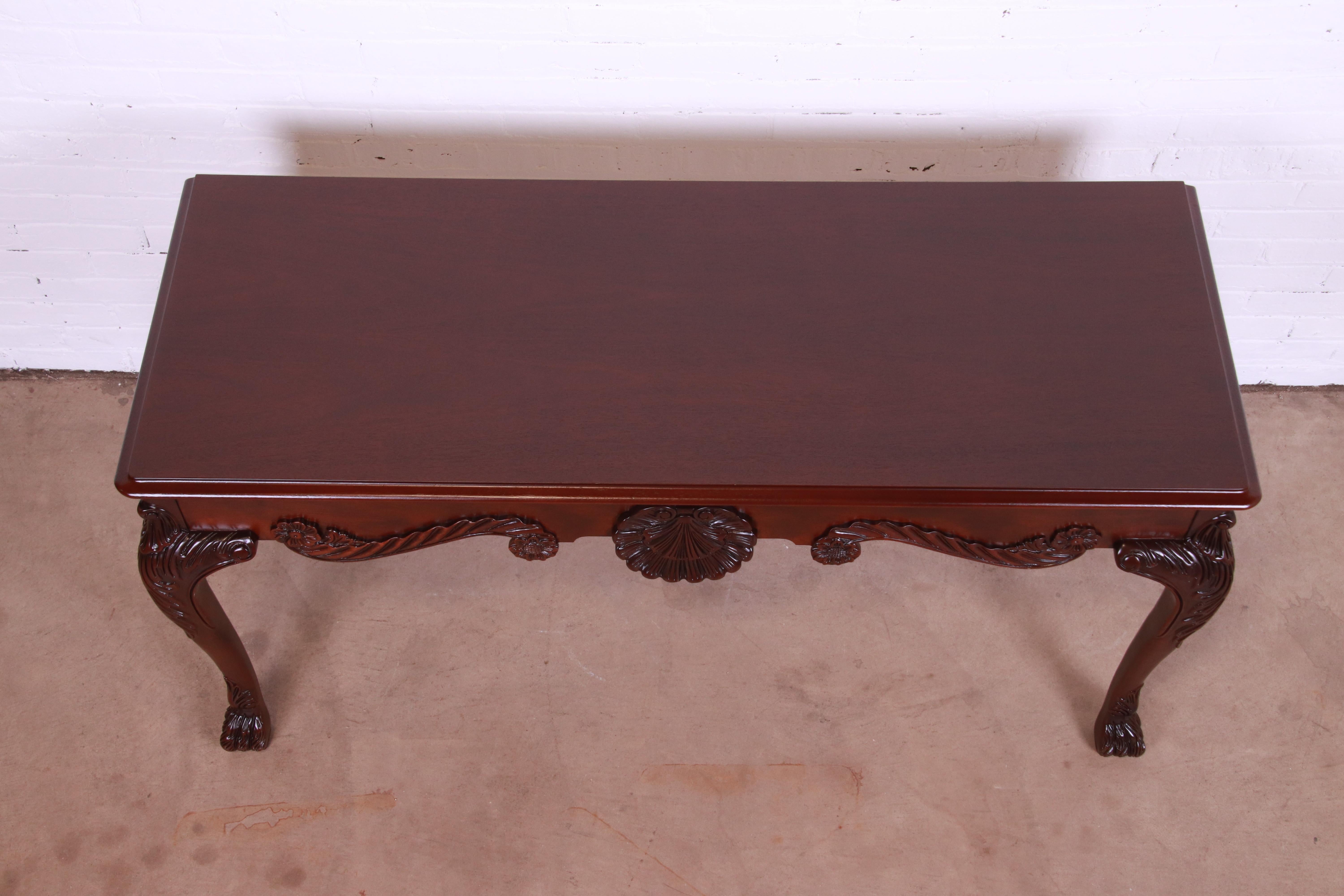 Baker Furniture Georgian Carved Mahogany Console or Sofa Table, Newly Refinished For Sale 2