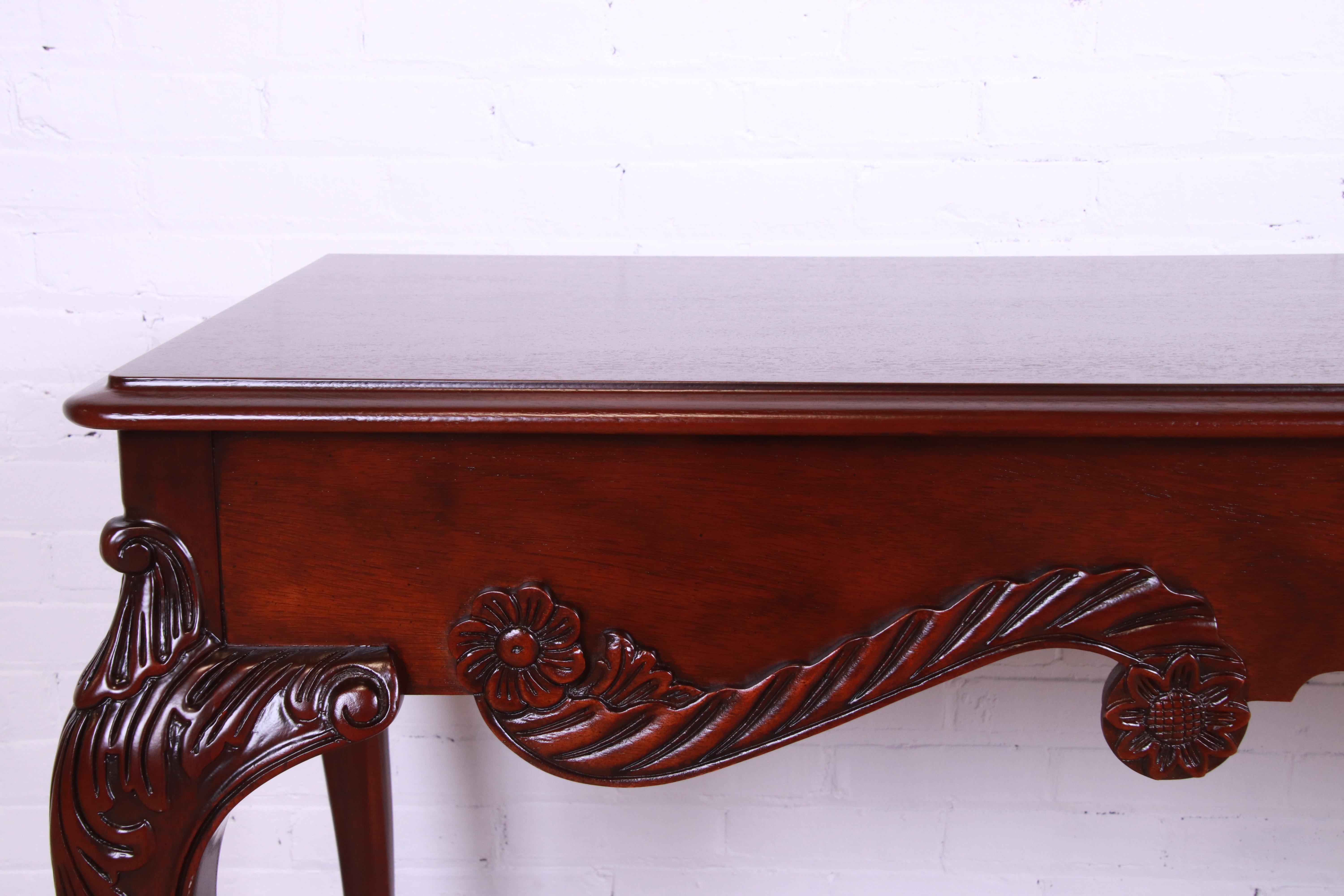 Baker Furniture Georgian Carved Mahogany Console or Sofa Table, Newly Refinished For Sale 3