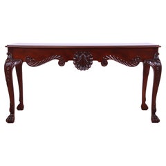 Console ou table de canapé en acajou sculpté de style géorgien Baker Furniture, nouvellement revernie