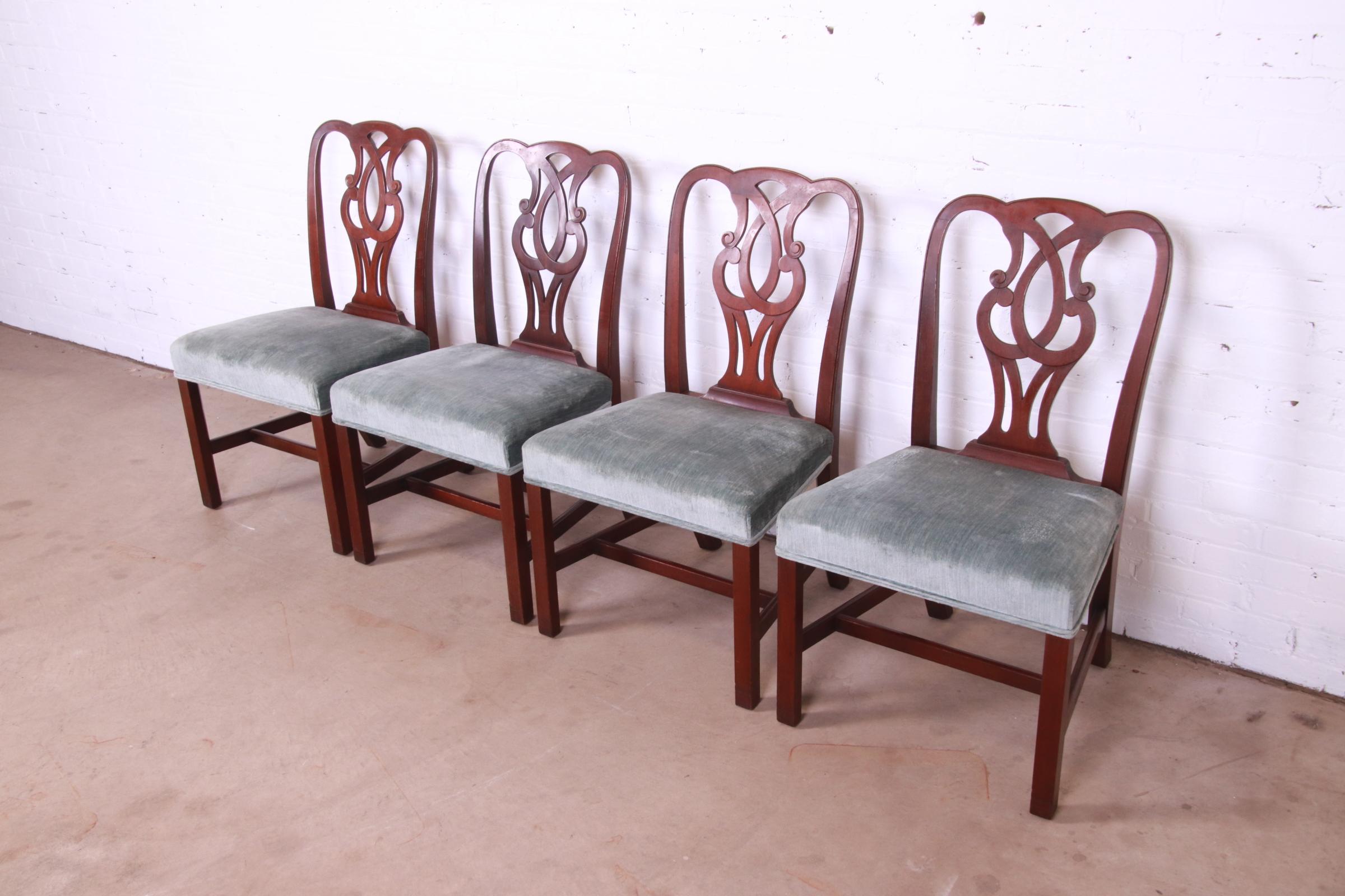 Baker Furniture Georgian Carved Mahogany Dining Chairs, Set of Four In Good Condition In South Bend, IN