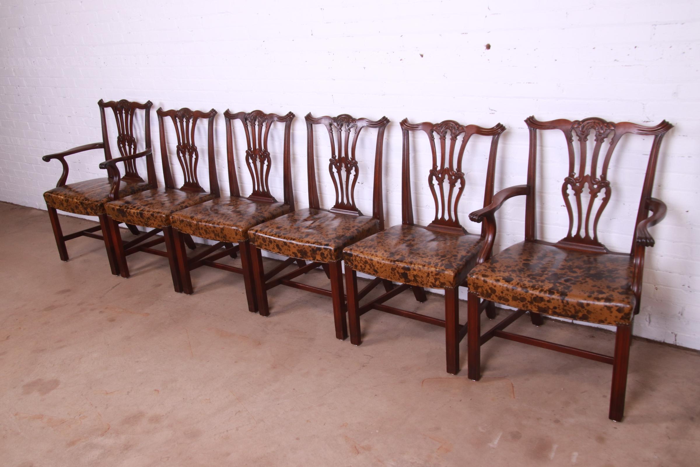Baker Furniture Georgian Carved Mahogany Dining Chairs, Set of Six In Good Condition In South Bend, IN