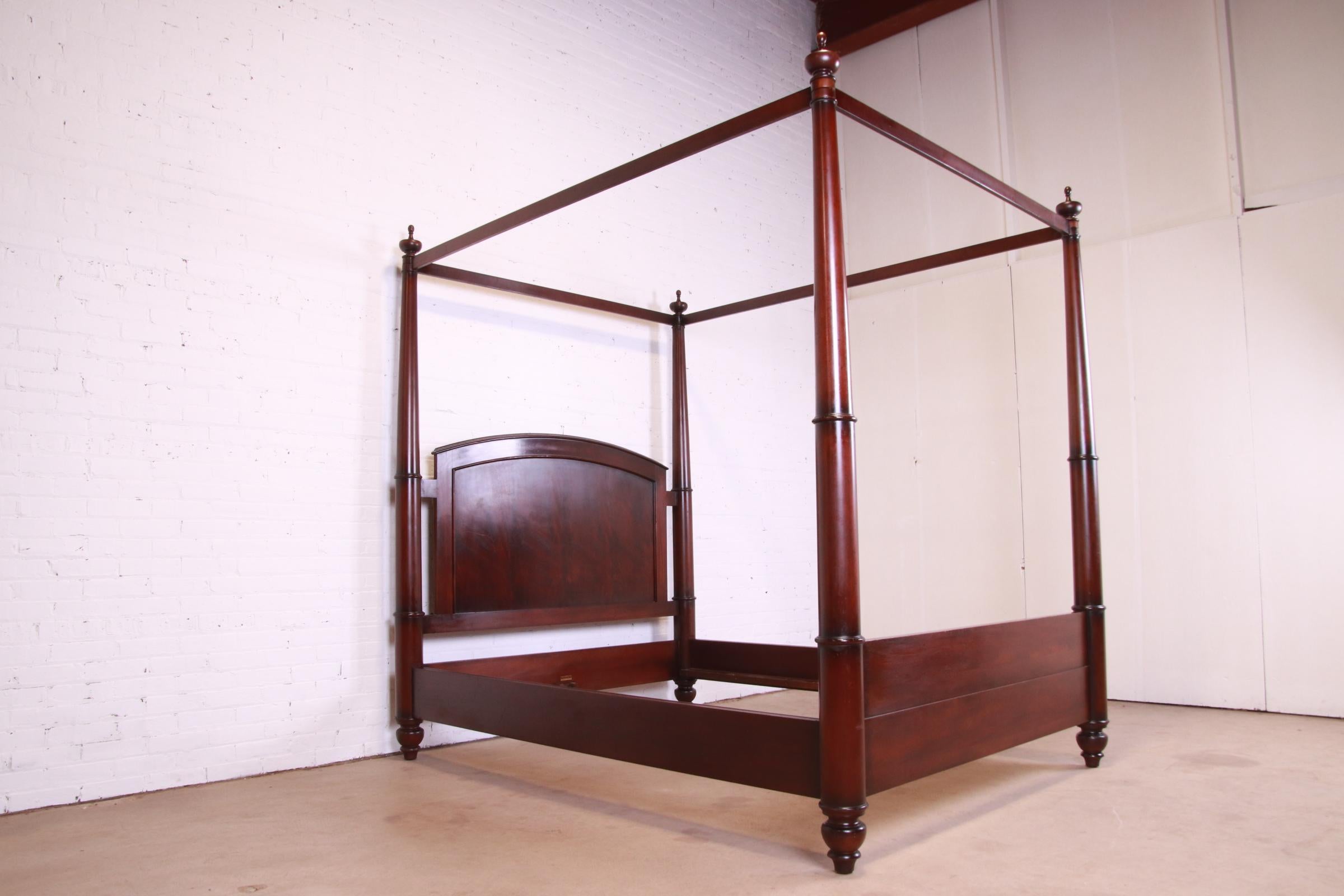 Baker Furniture Georgian Carved Mahogany Four-Poster Queen Size Tester Bed In Good Condition In South Bend, IN