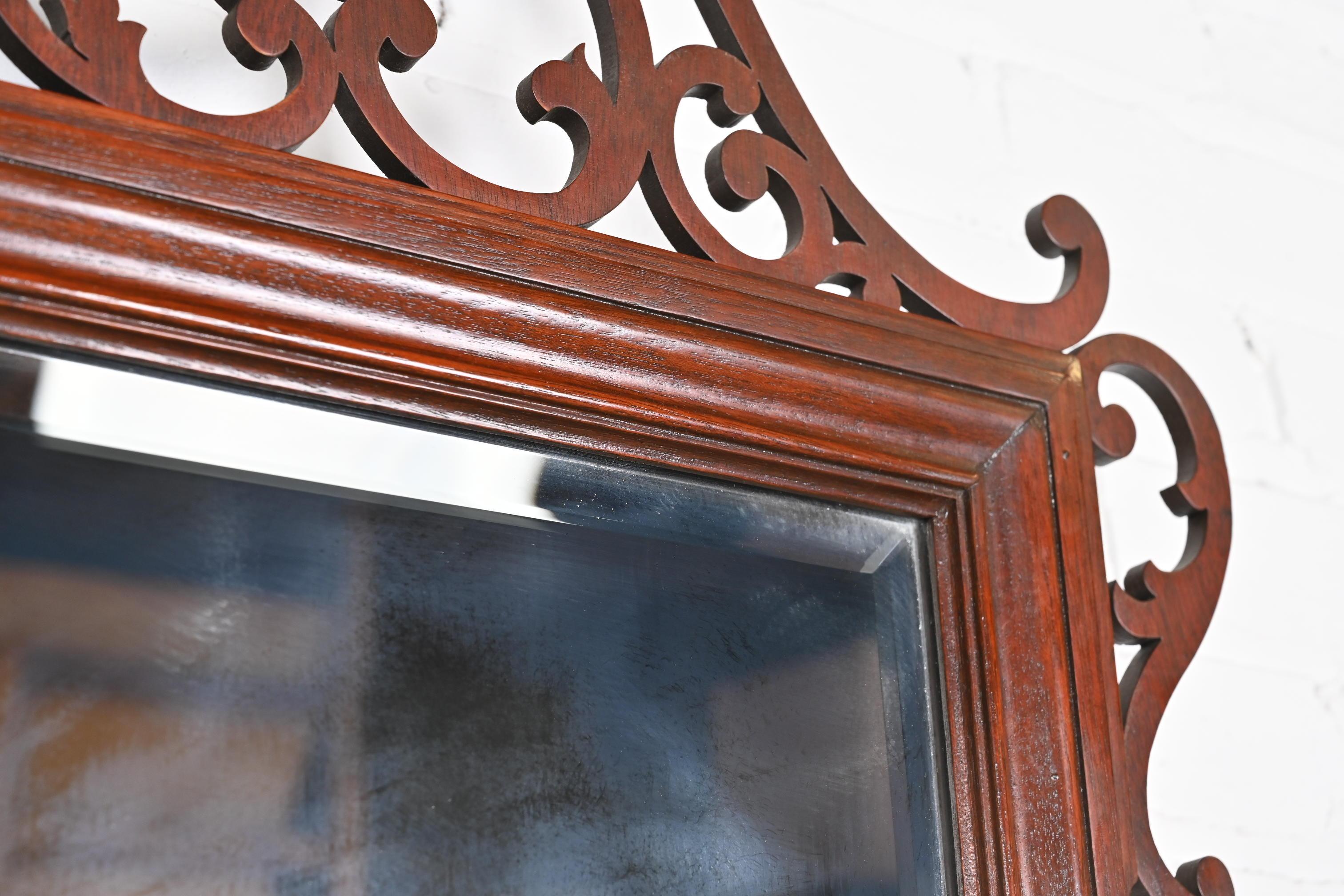 Baker Furniture Georgian Carved Mahogany Framed Wall Mirror 3