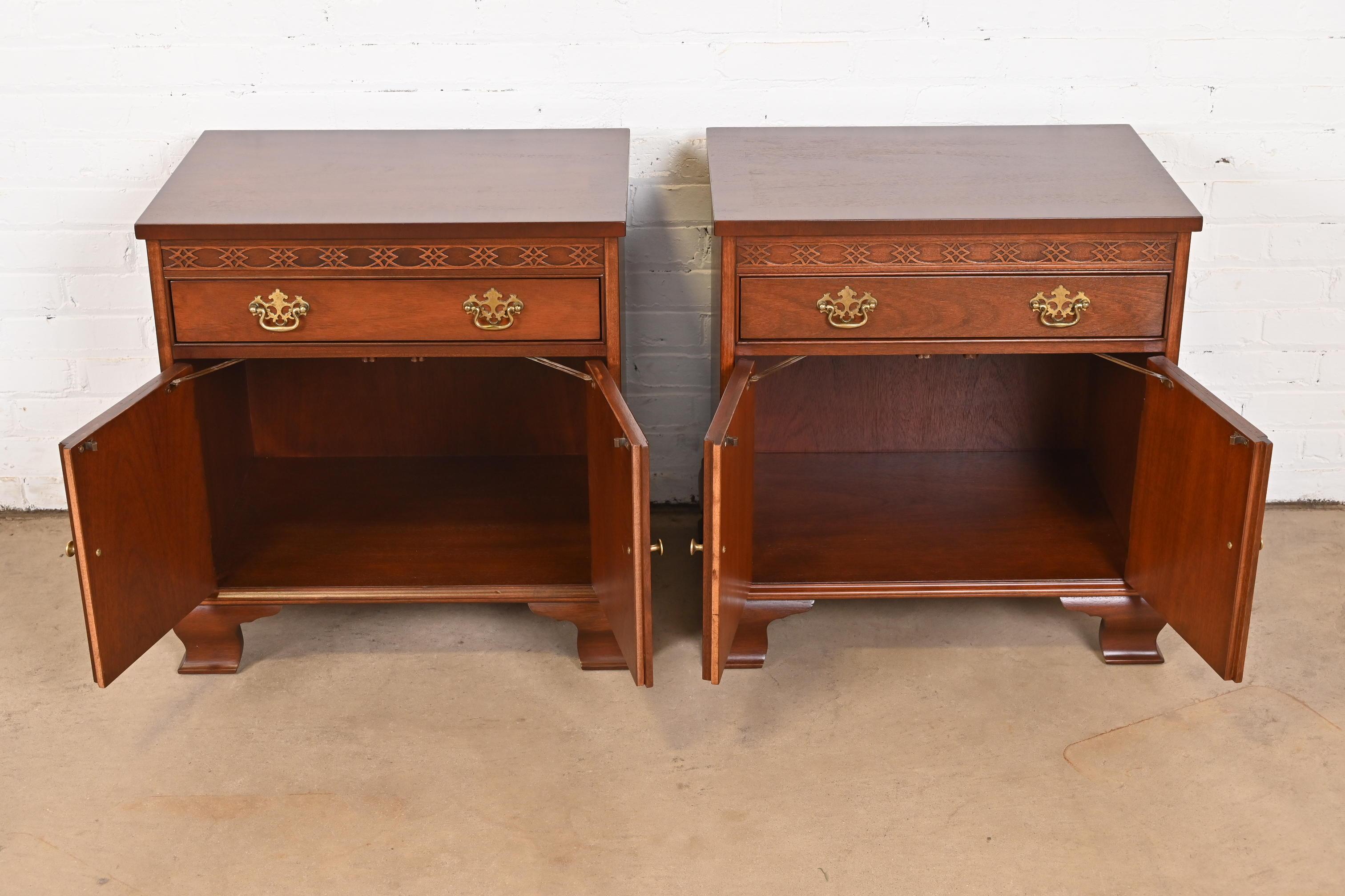 Baker Furniture Georgian Carved Mahogany Nightstands, Newly Refinished For Sale 5