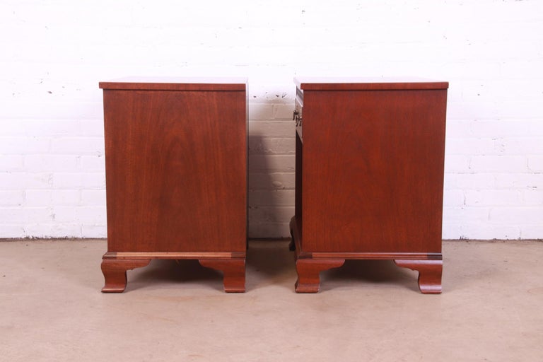 Baker Furniture Georgian Carved Mahogany Nightstands, Newly Refinished For Sale 9