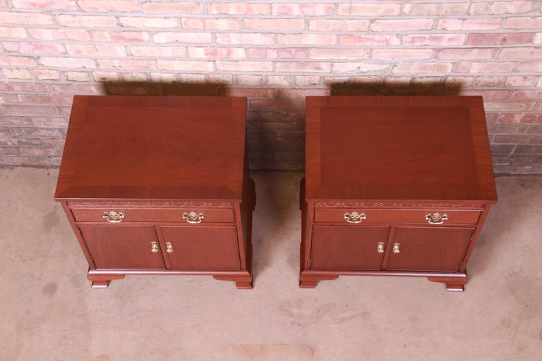 Baker Furniture Georgian Carved Mahogany Nightstands, Newly Refinished For Sale 12