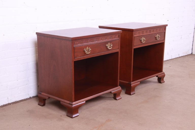 Baker Furniture Georgian Carved Mahogany Nightstands, Newly Refinished For Sale 1