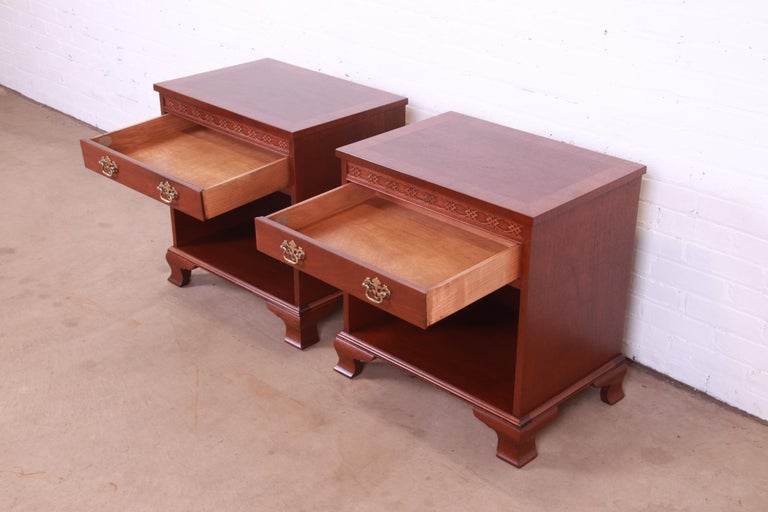 Baker Furniture Georgian Carved Mahogany Nightstands, Newly Refinished For Sale 3