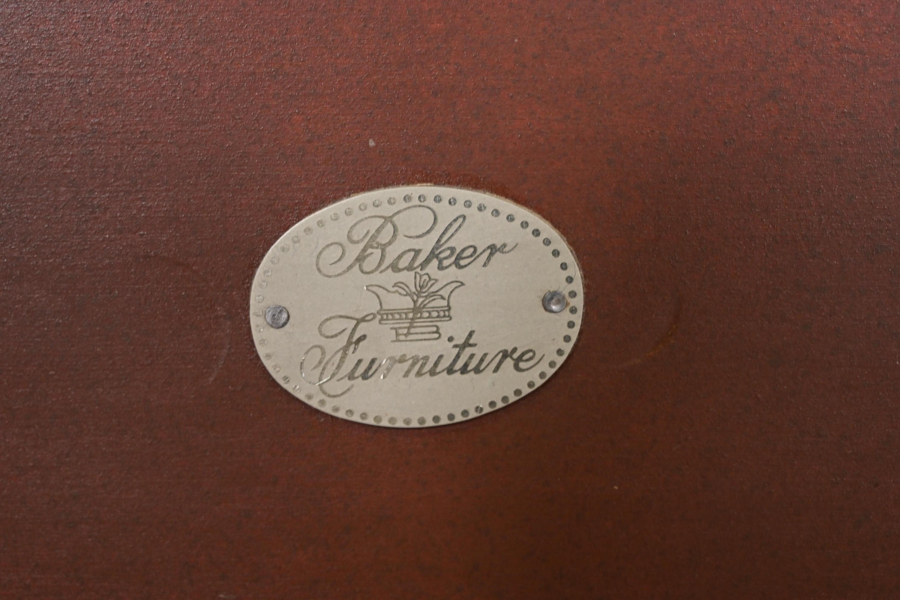 Baker Furniture Georgianisches geschnitztes Mahagoni-Posterbett aus Mahagoni in Queen-Größe im Angebot 4