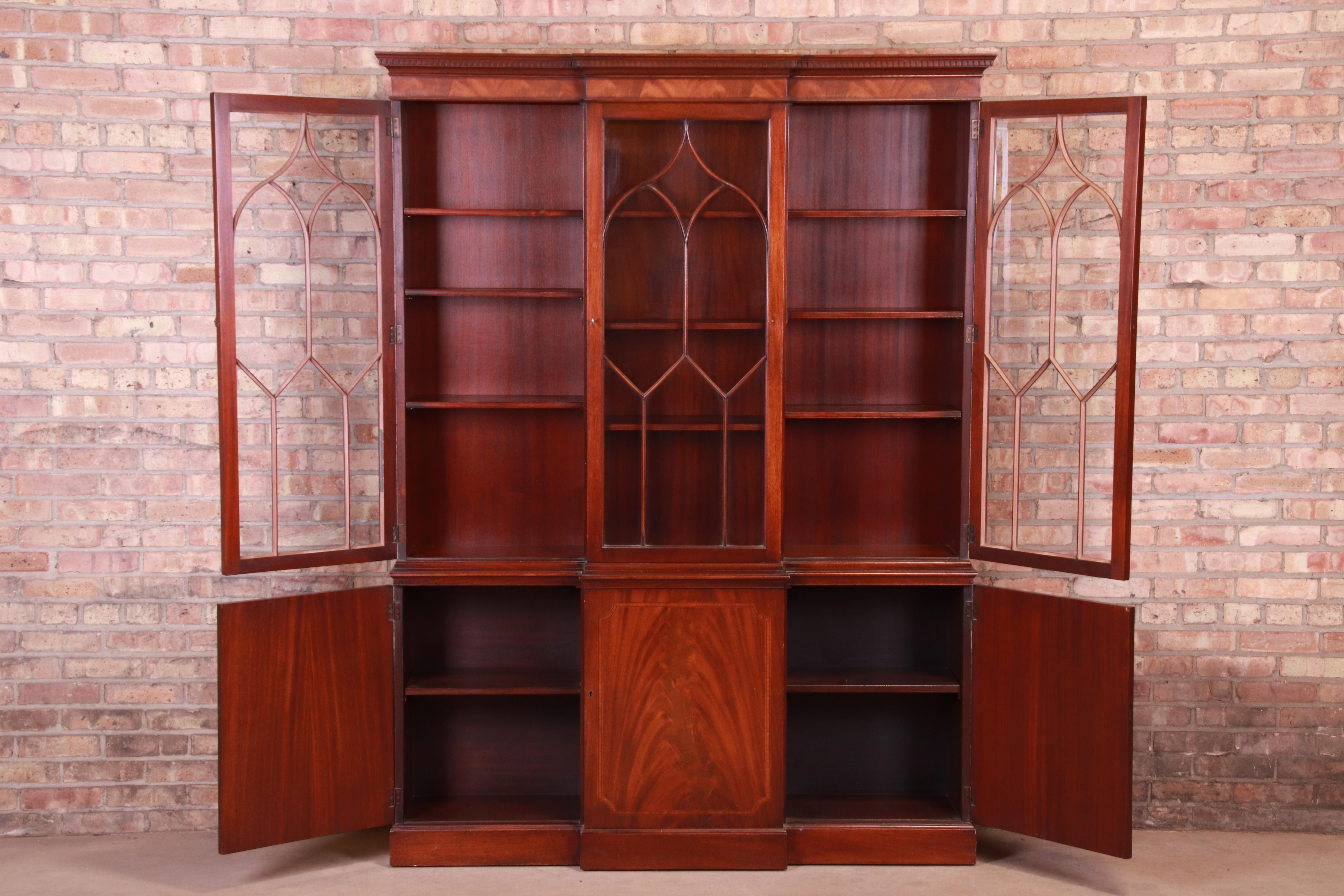 American Baker Furniture Georgian Flame Mahogany Breakfront Bookcase Cabinet, circa 1940s