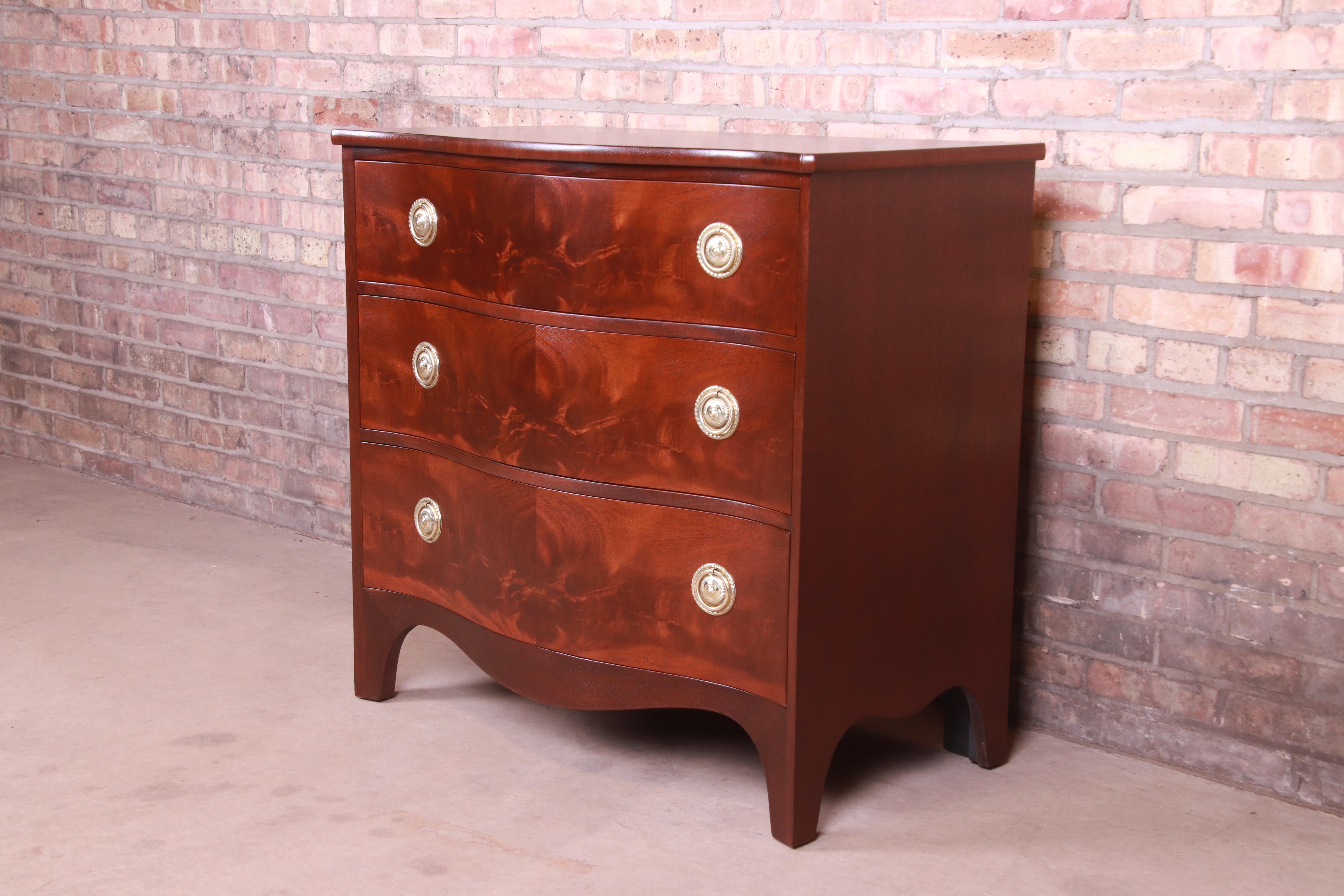 Baker Furniture Georgian Flame Mahogany Chest of Drawers, Newly Refinished In Good Condition In South Bend, IN
