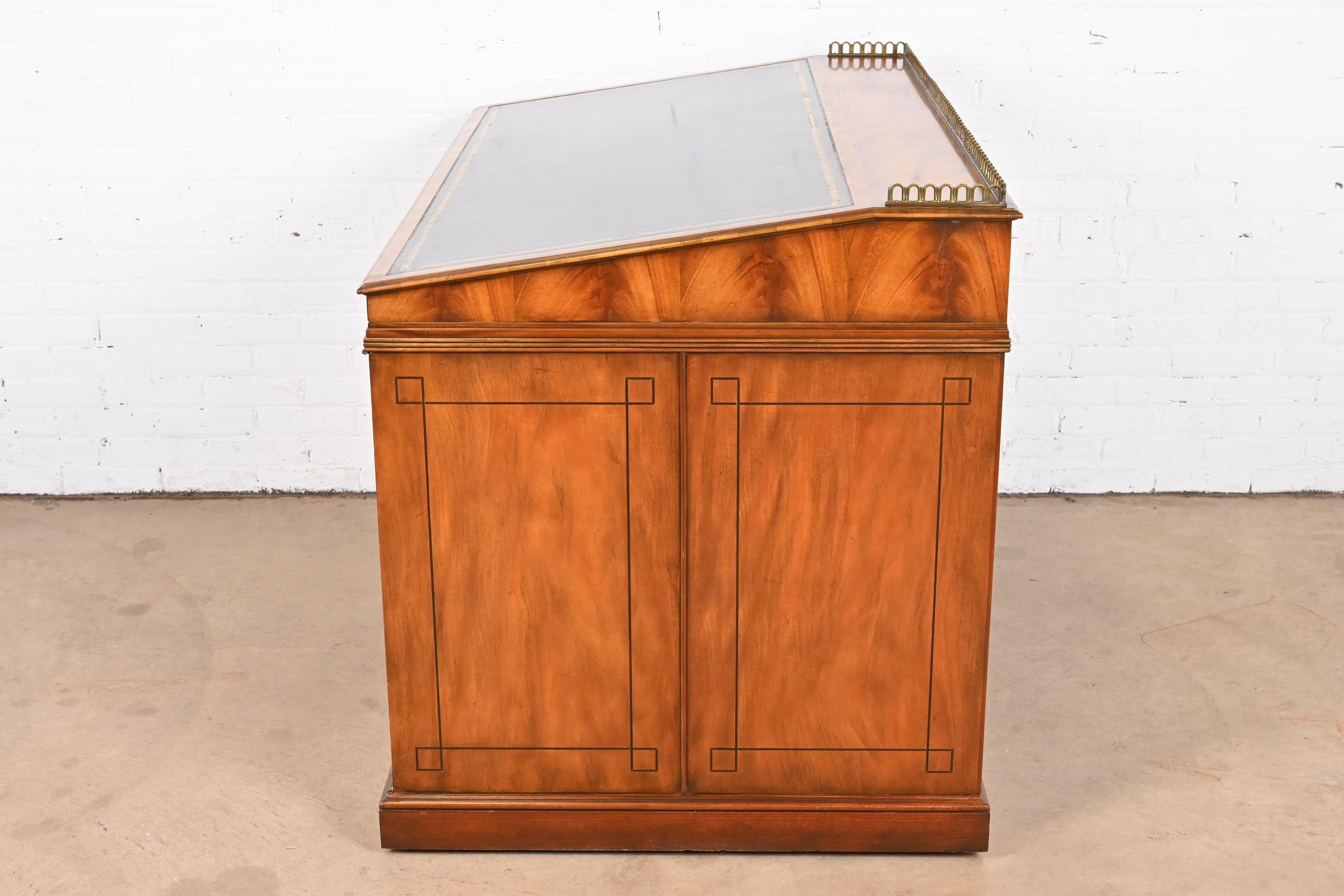 Baker Furniture Georgian Flame Mahogany Leather Top Slant Front Architect's Desk For Sale 9