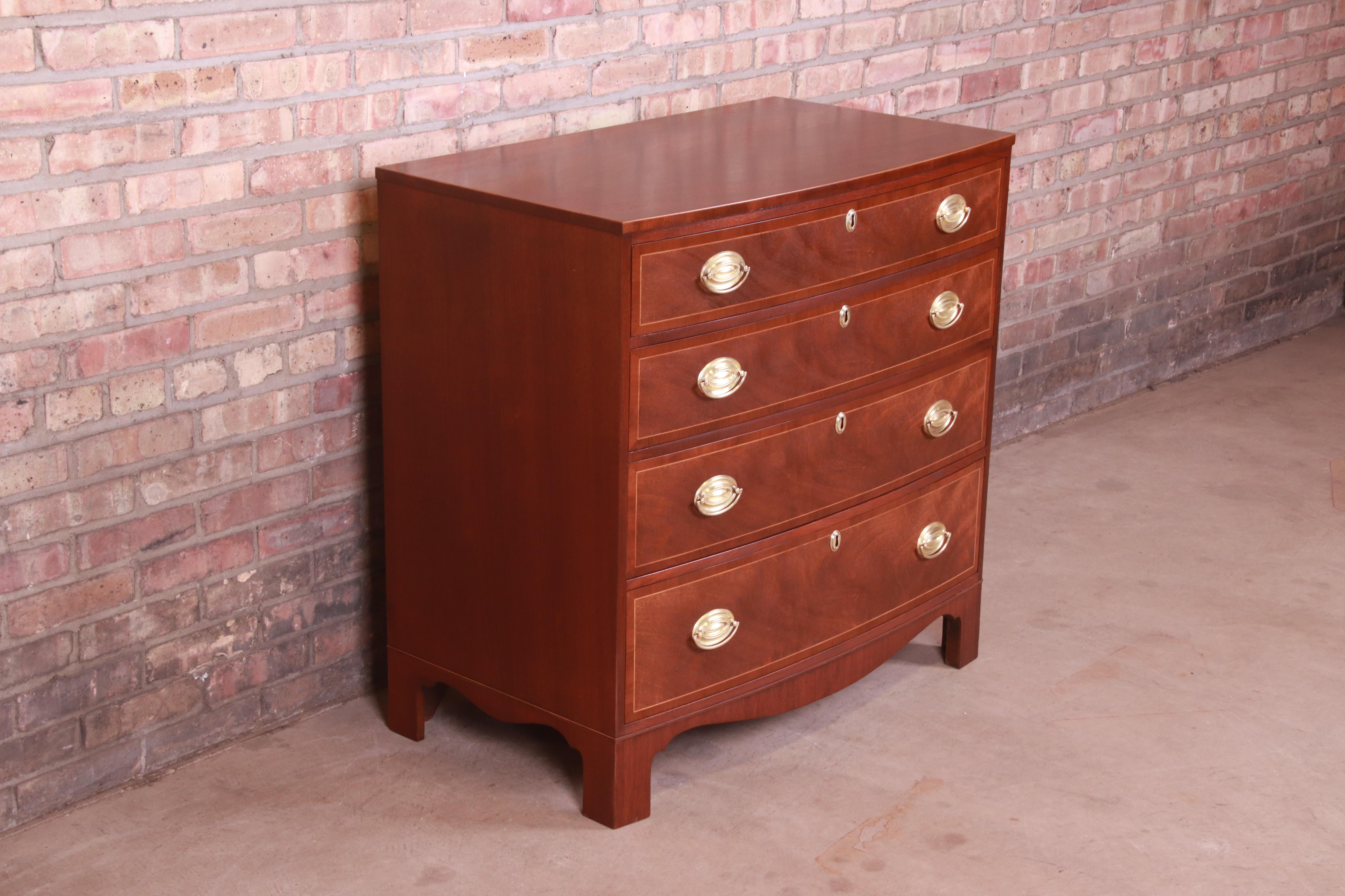 Baker Furniture Georgian Inlaid Mahogany Bachelor Chest, Newly Refinished In Good Condition In South Bend, IN