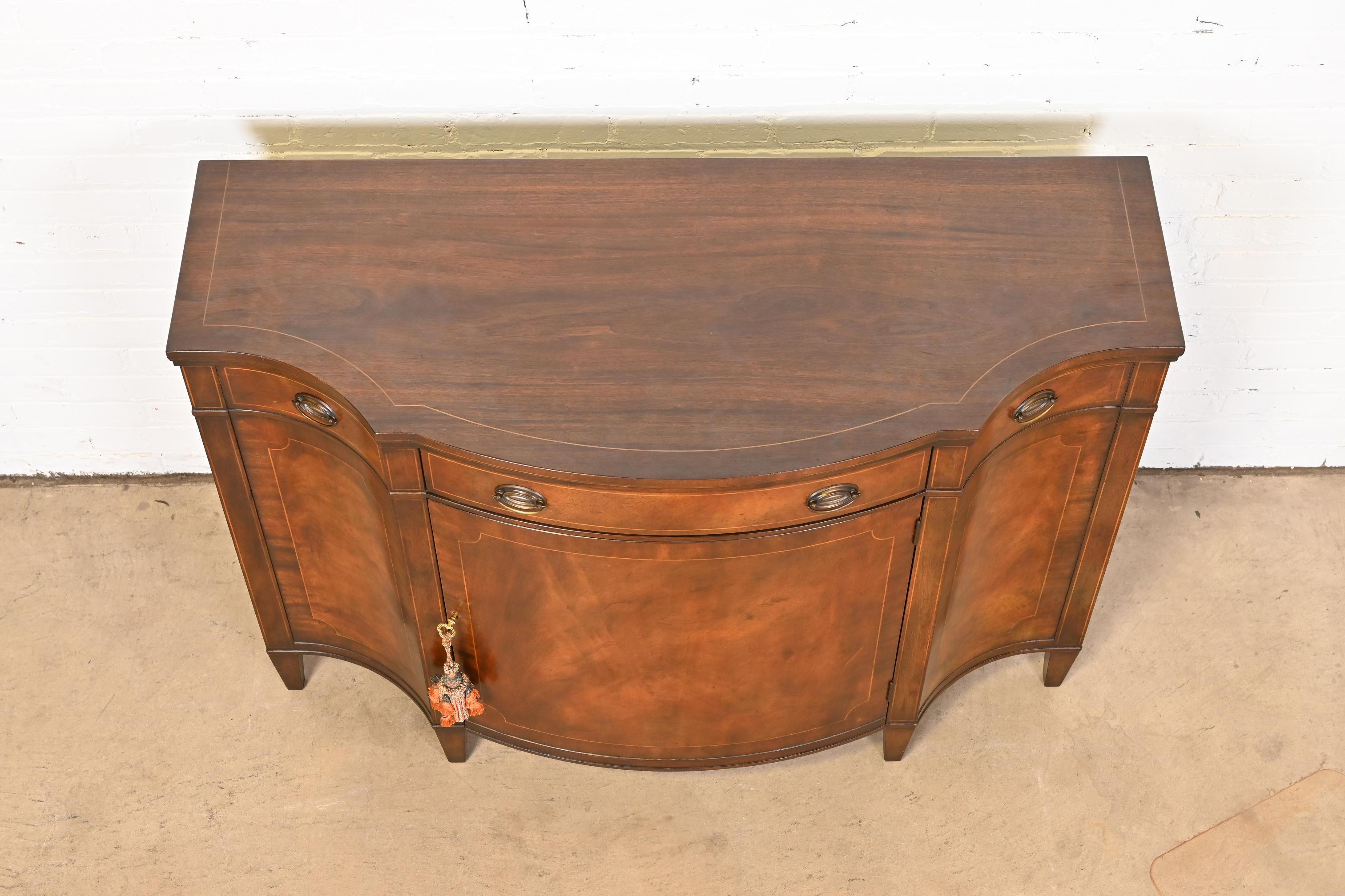 Baker Furniture Georgian Inlaid Mahogany Sideboard or Bar Cabinet 10