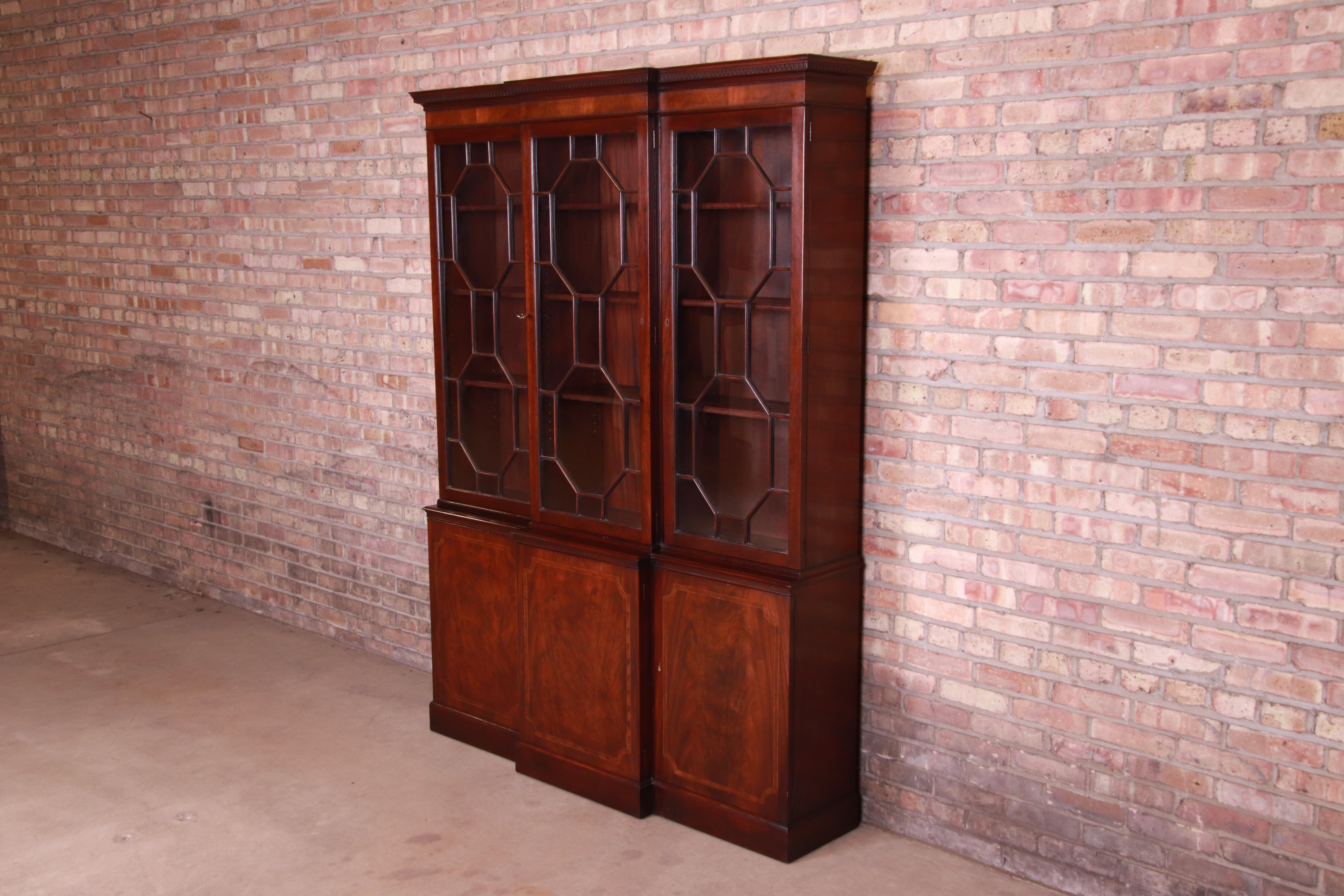 American Baker Furniture Georgian Mahogany Breakfront Bookcase Cabinet, circa 1940s