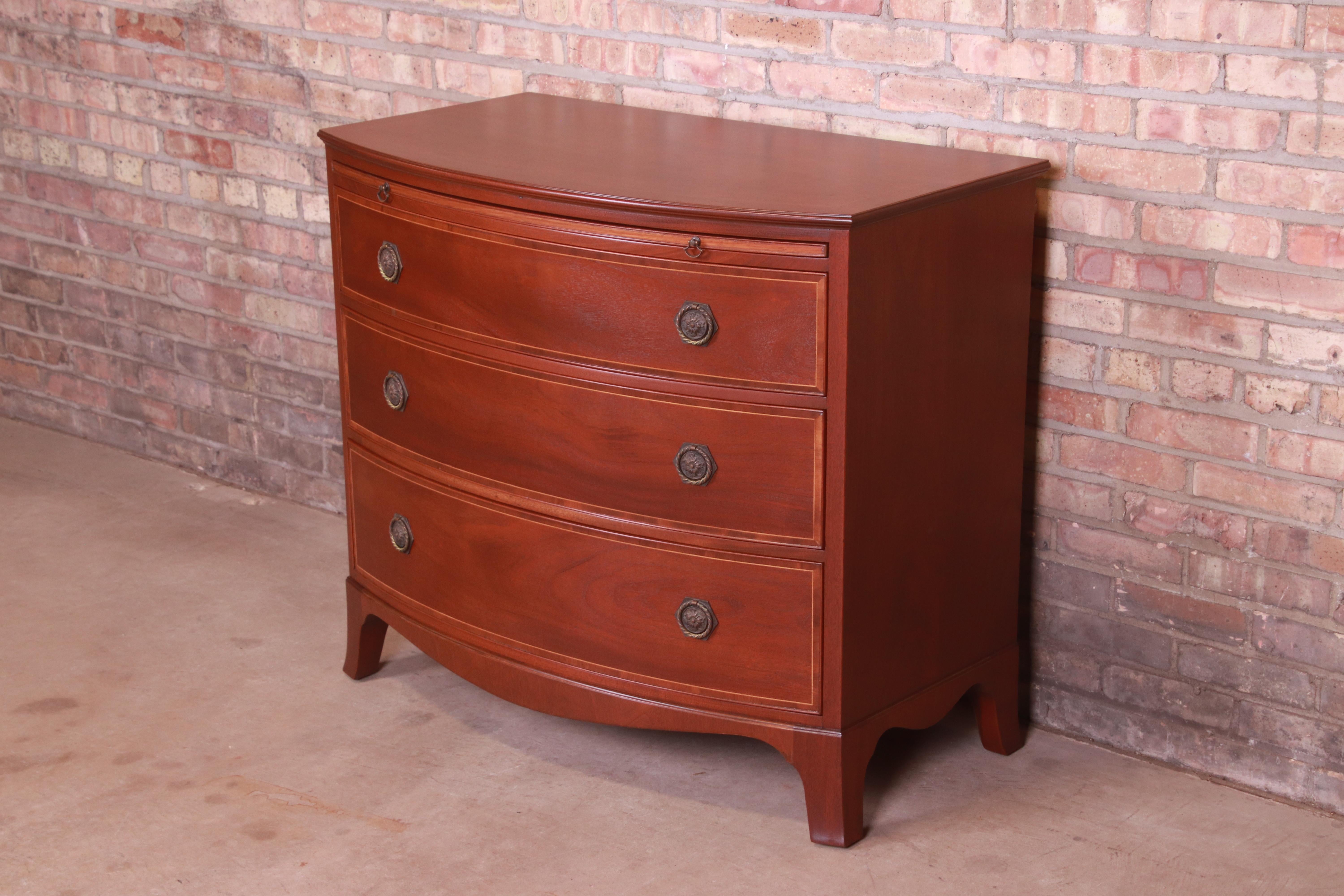 Baker Furniture Georgian Mahogany Chest of Drawers, Newly Refinished In Good Condition In South Bend, IN