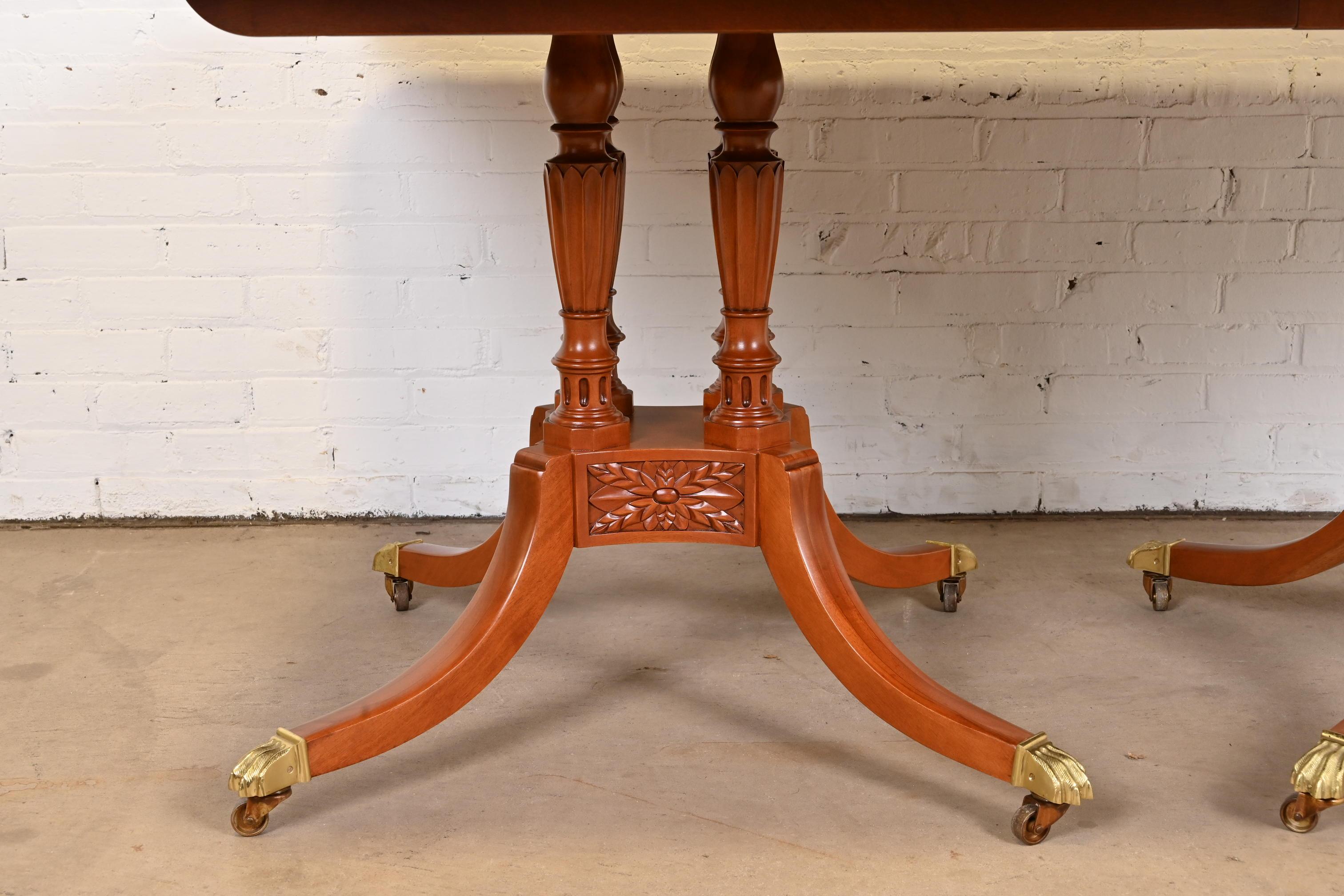 Baker Furniture Georgian Mahogany Double Pedestal Dining Table, Newly Refinished For Sale 9