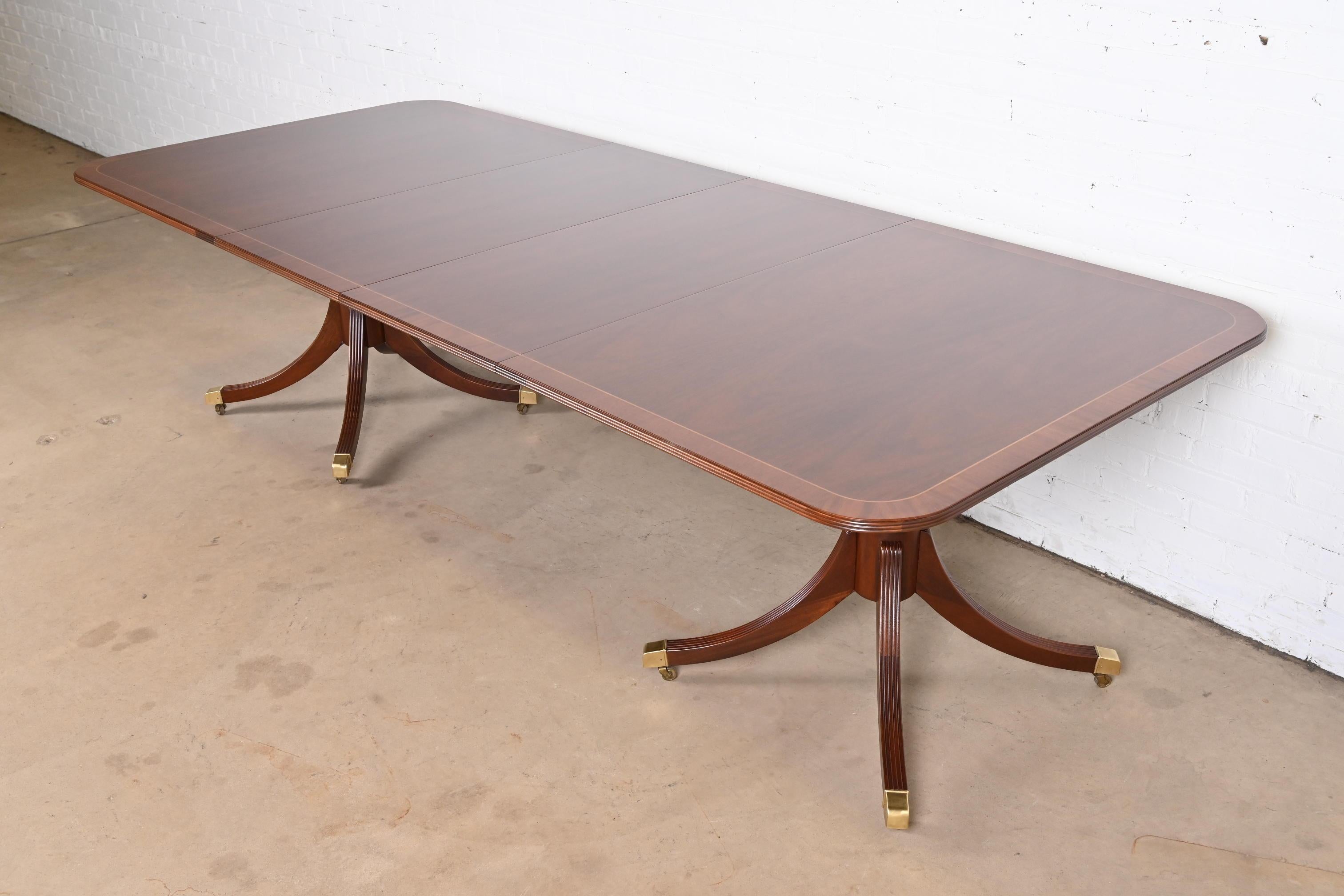 Baker Furniture Georgian Mahogany Double Pedestal Dining Table, Newly Refinished In Good Condition In South Bend, IN