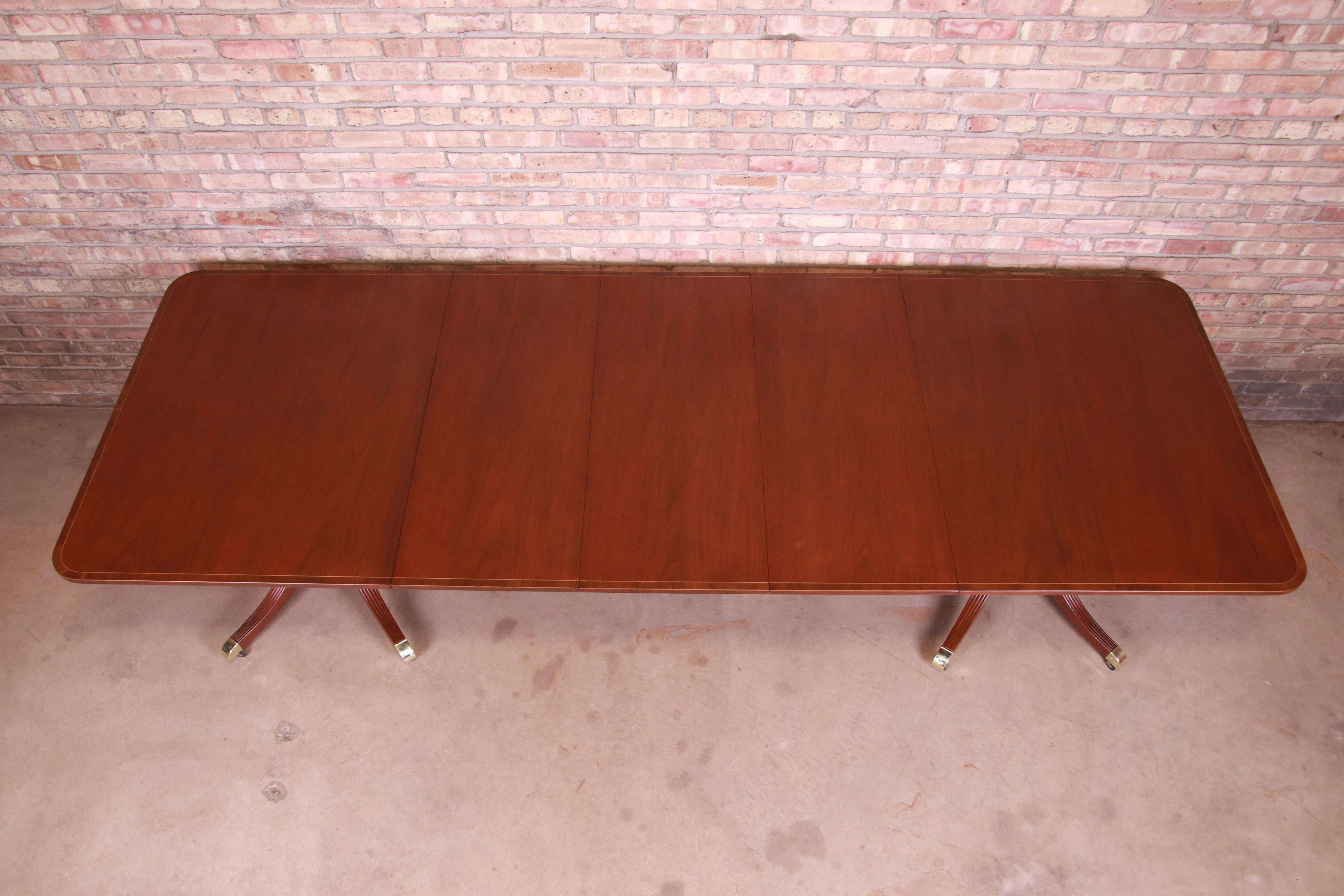 Baker Furniture Georgian Mahogany Double Pedestal Dining Table, Newly Refinished In Good Condition In South Bend, IN