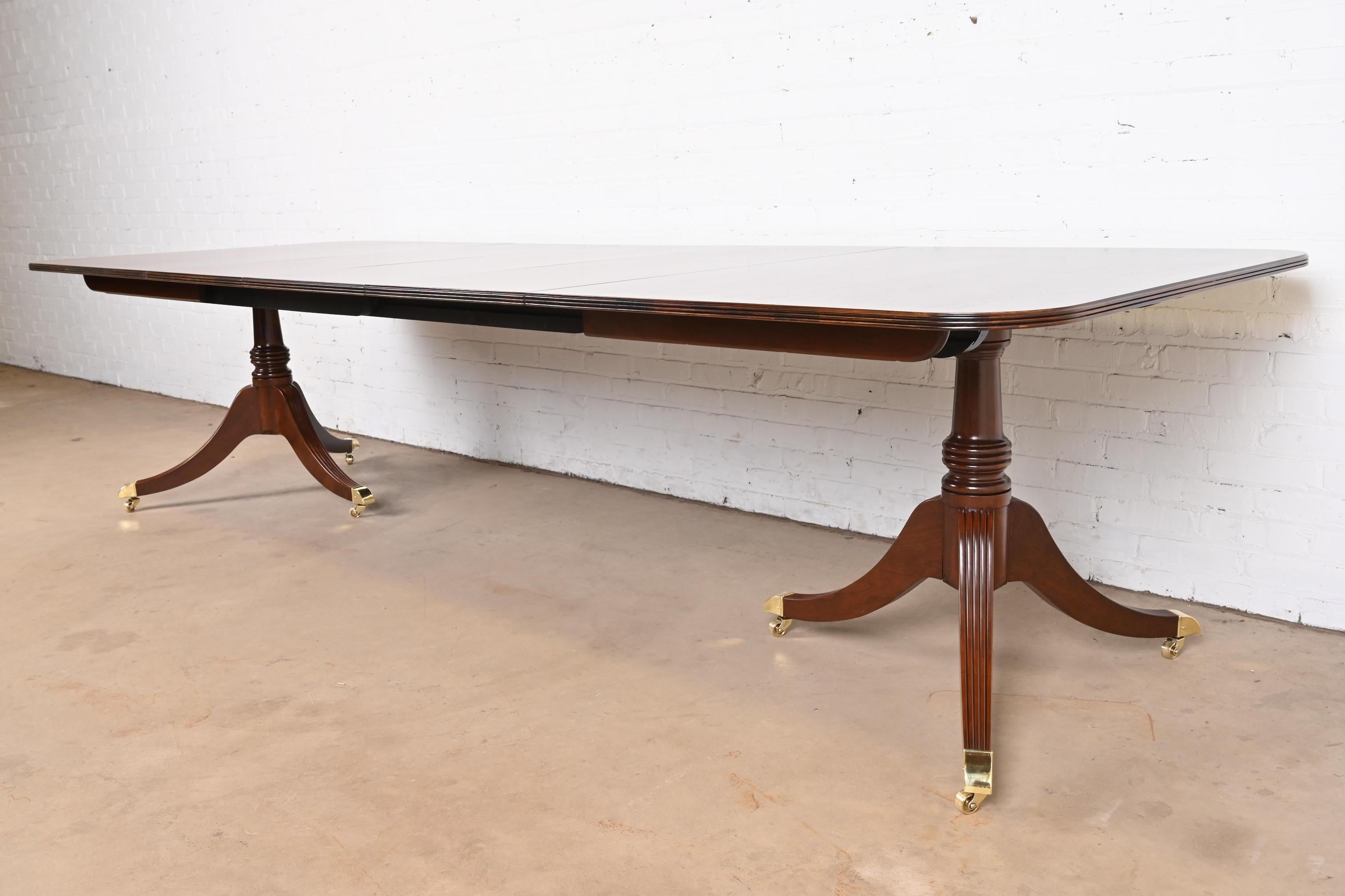 Baker Furniture Georgian Mahogany Double Pedestal Dining Table, Newly Refinished For Sale 1