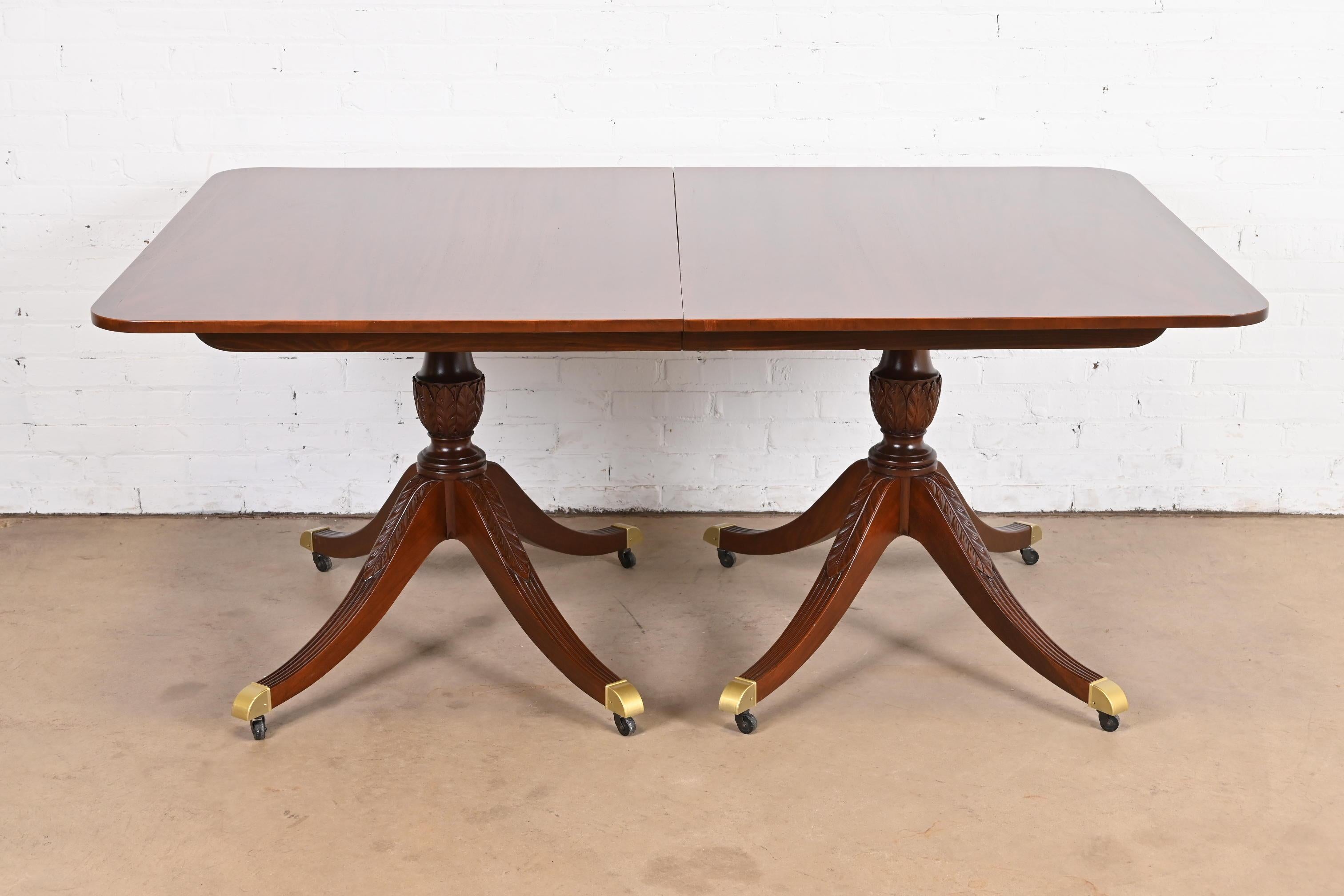 Baker Furniture Georgian Mahogany Double Pedestal Dining Table, Newly Refinished For Sale 2