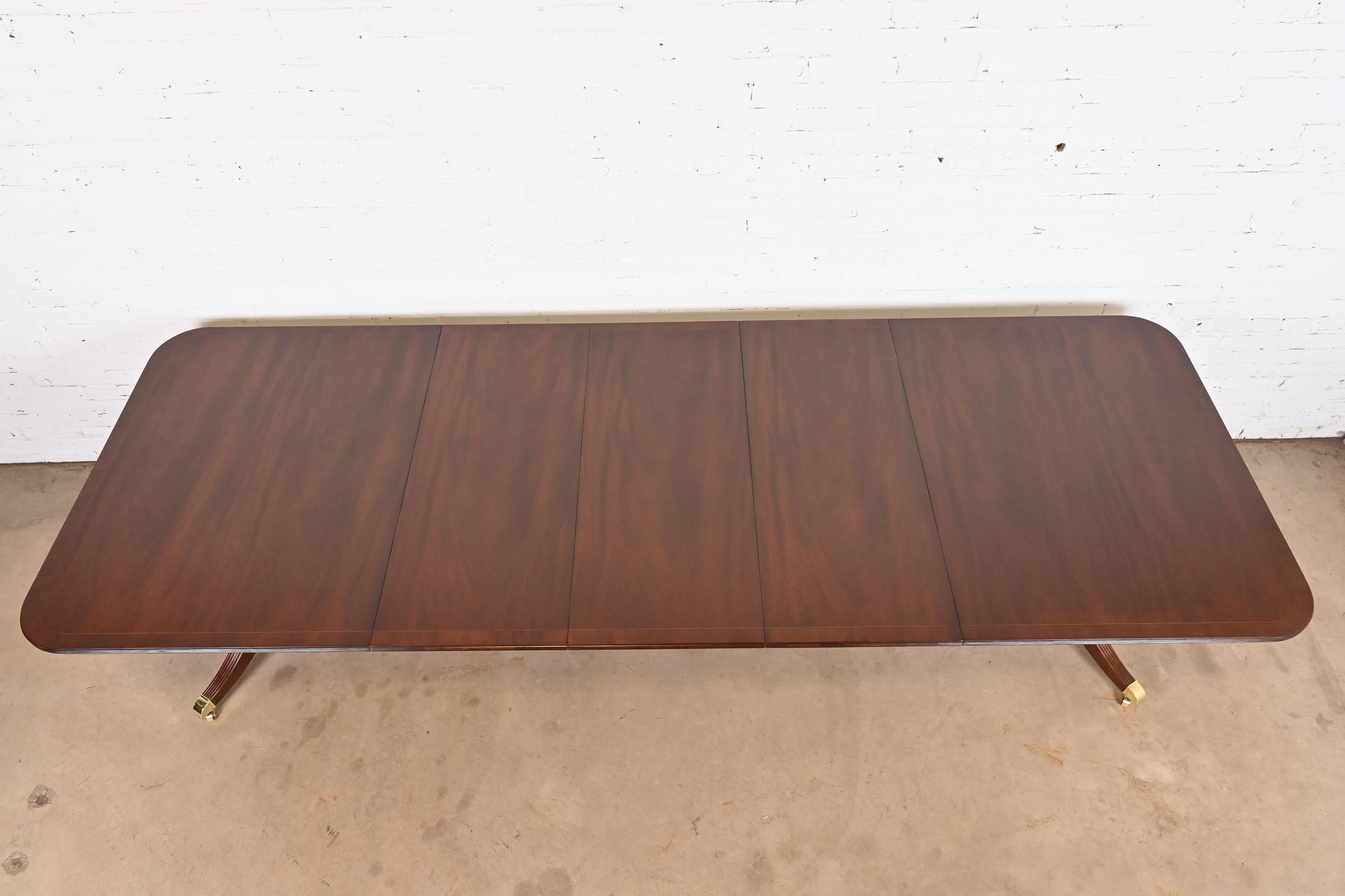 Baker Furniture Georgian Mahogany Double Pedestal Dining Table, Newly Refinished For Sale 2