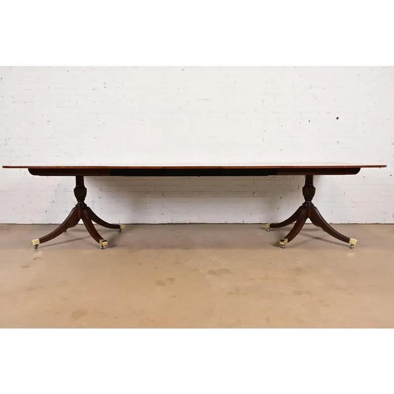 American Baker Furniture Georgian Mahogany Extension Dining Table, Newly Refinished For Sale