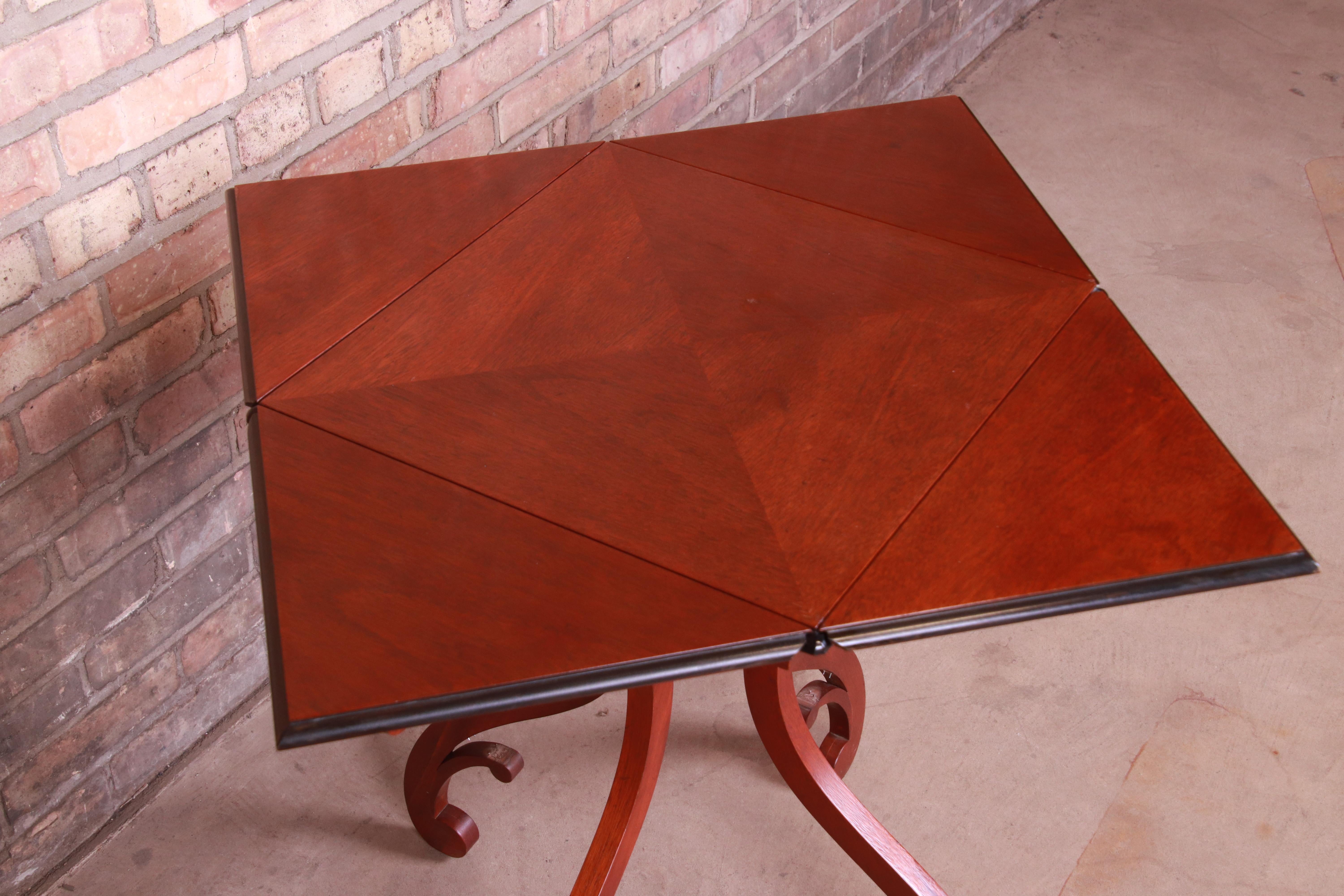 Baker Furniture Georgian Mahogany Handkerchief Drop Leaf Side Table For Sale 9