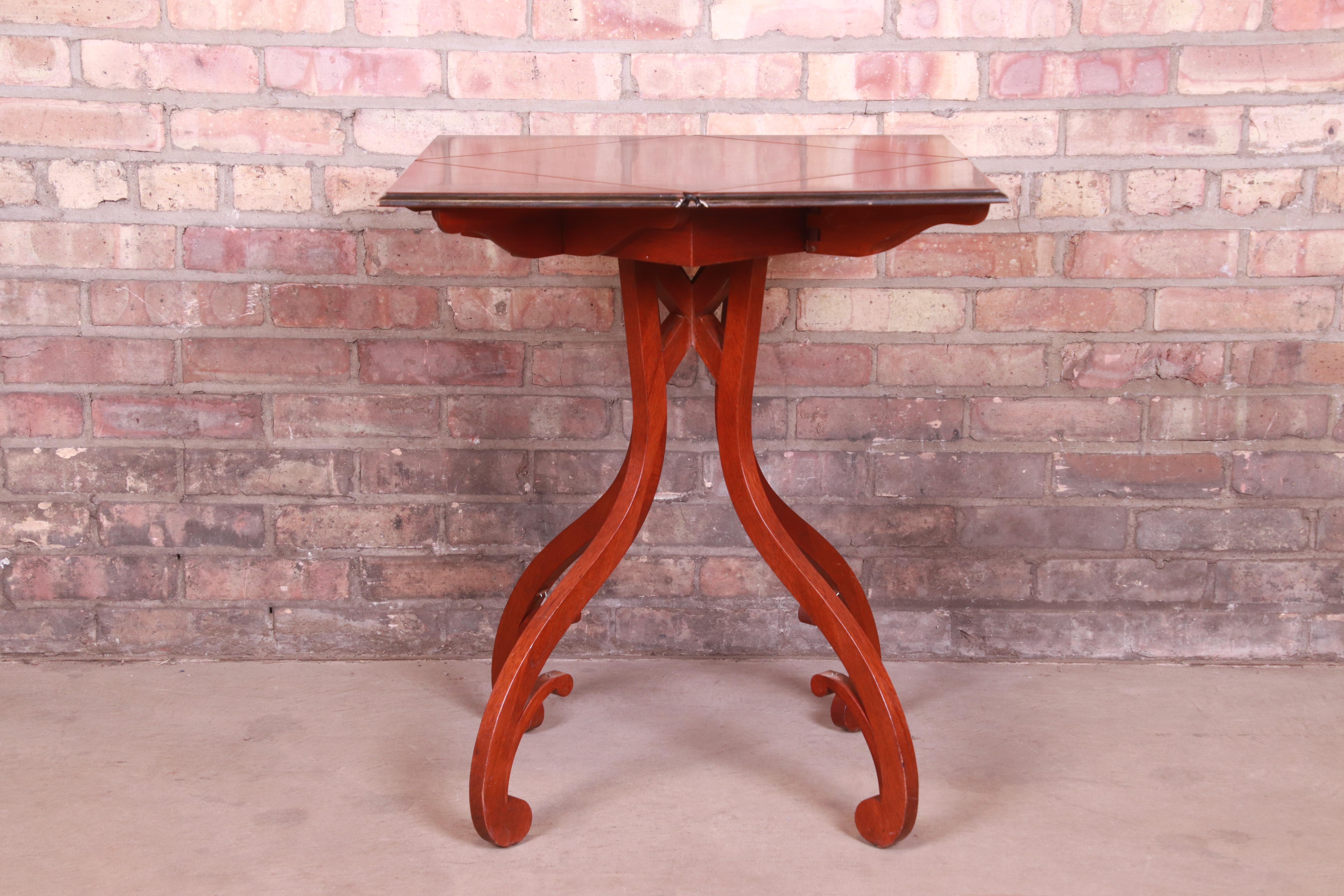 Baker Furniture Georgian Mahogany Handkerchief Drop Leaf Side Table For Sale 10