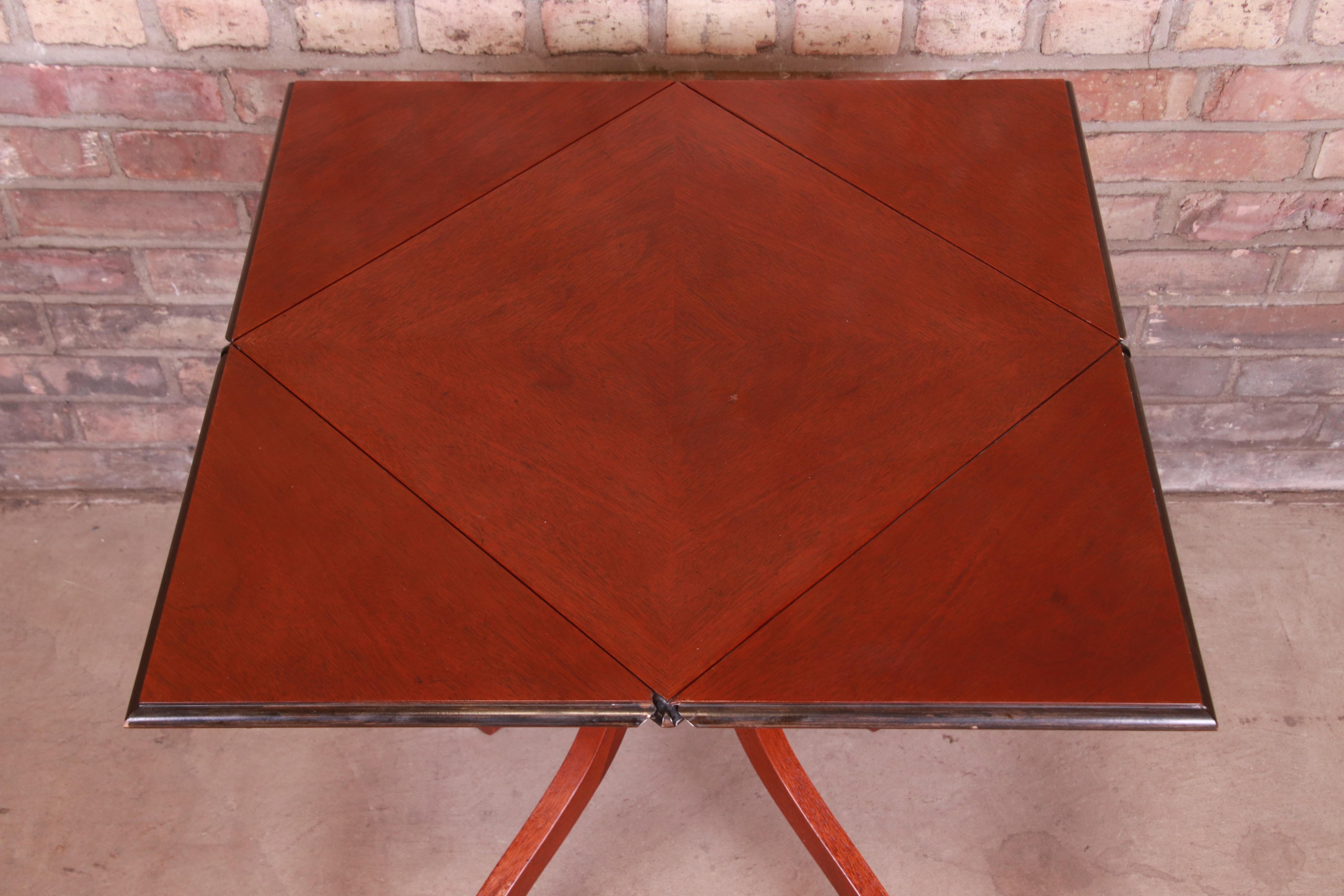 Baker Furniture Georgian Mahogany Handkerchief Drop Leaf Side Table For Sale 11