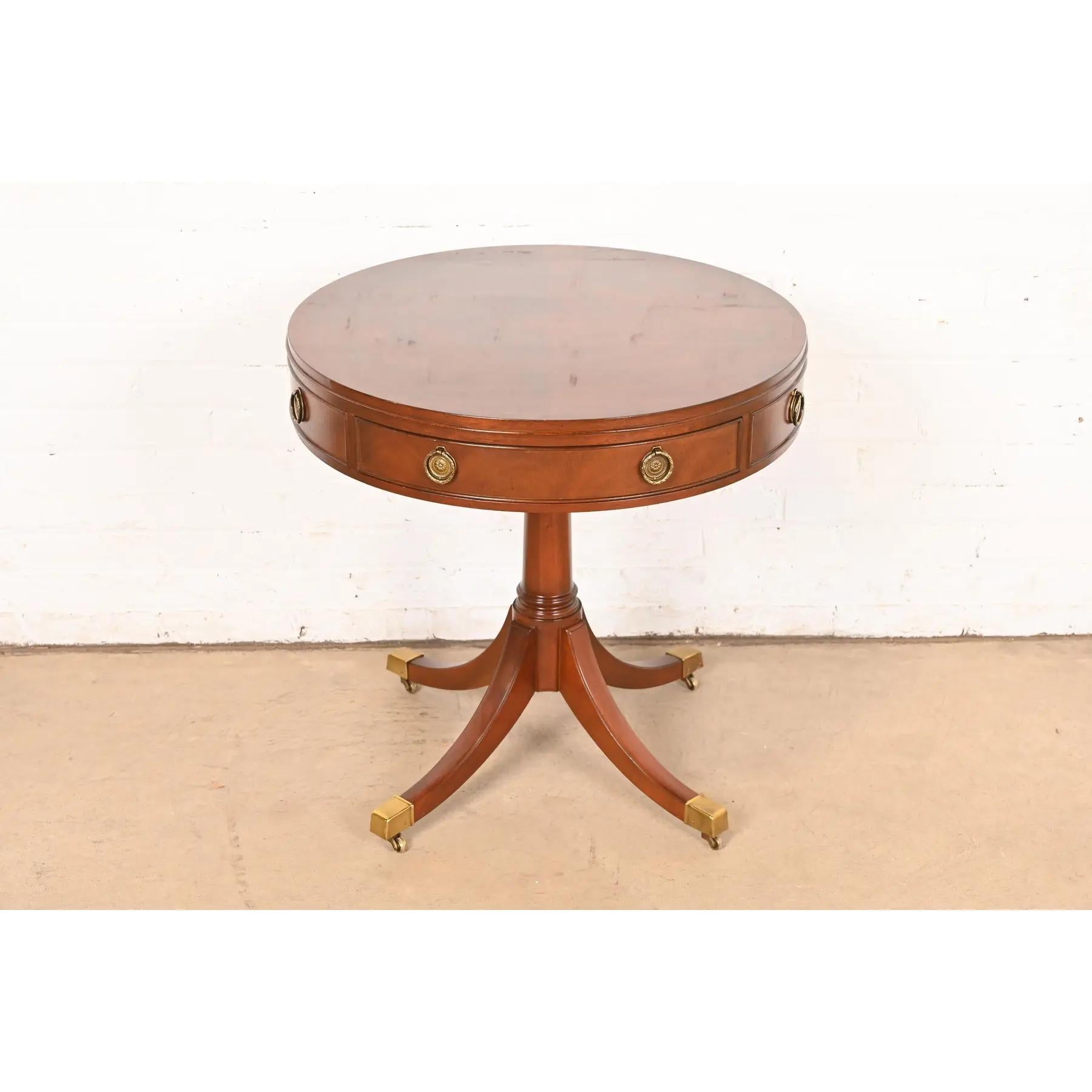 American Baker Furniture Georgian Mahogany Pedestal Drum Side Table or Tea Table For Sale