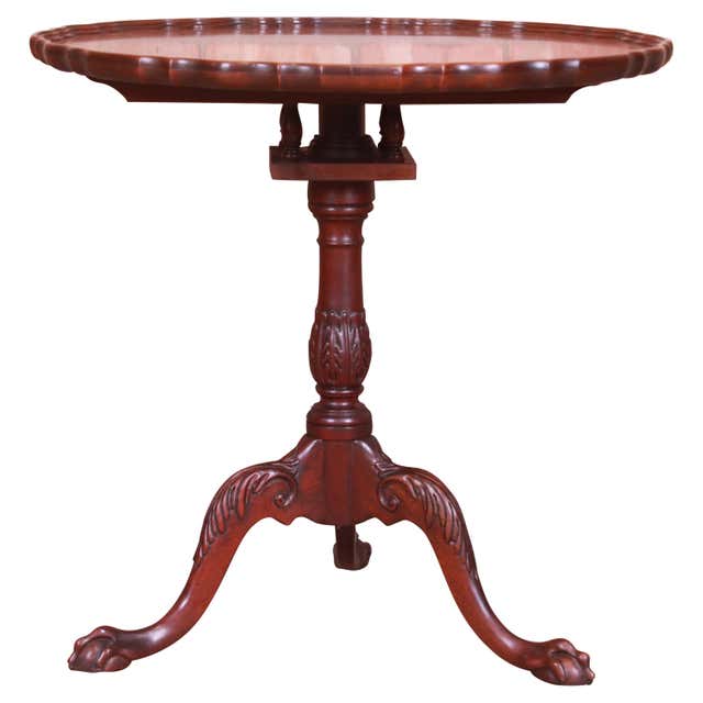 Pie Table Antique English Mahogany Small Pie Crust Table For Sale at 1stDibs