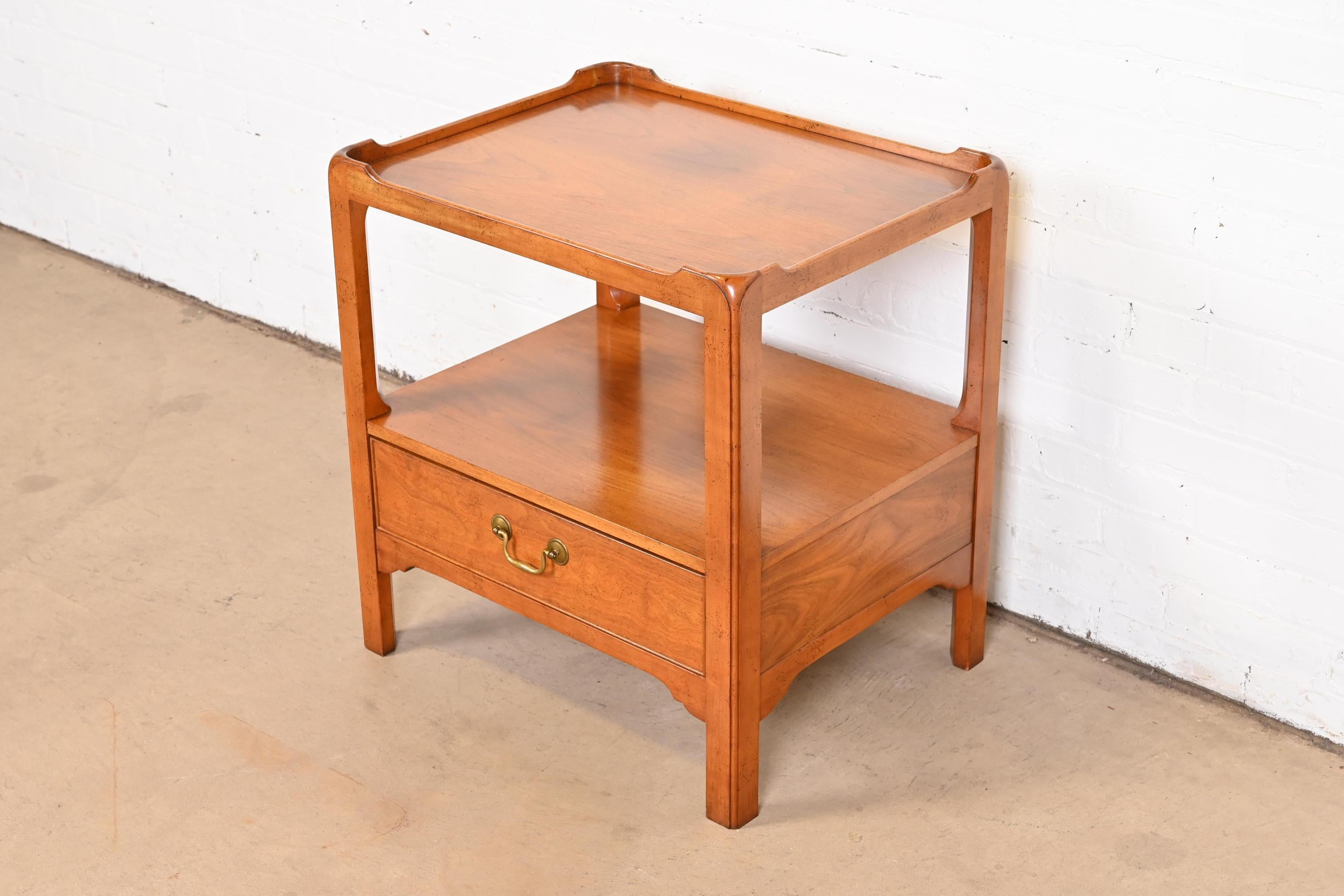 Late 20th Century Baker Furniture Georgian Mahogany Two-Tier Nightstand or Side Table For Sale