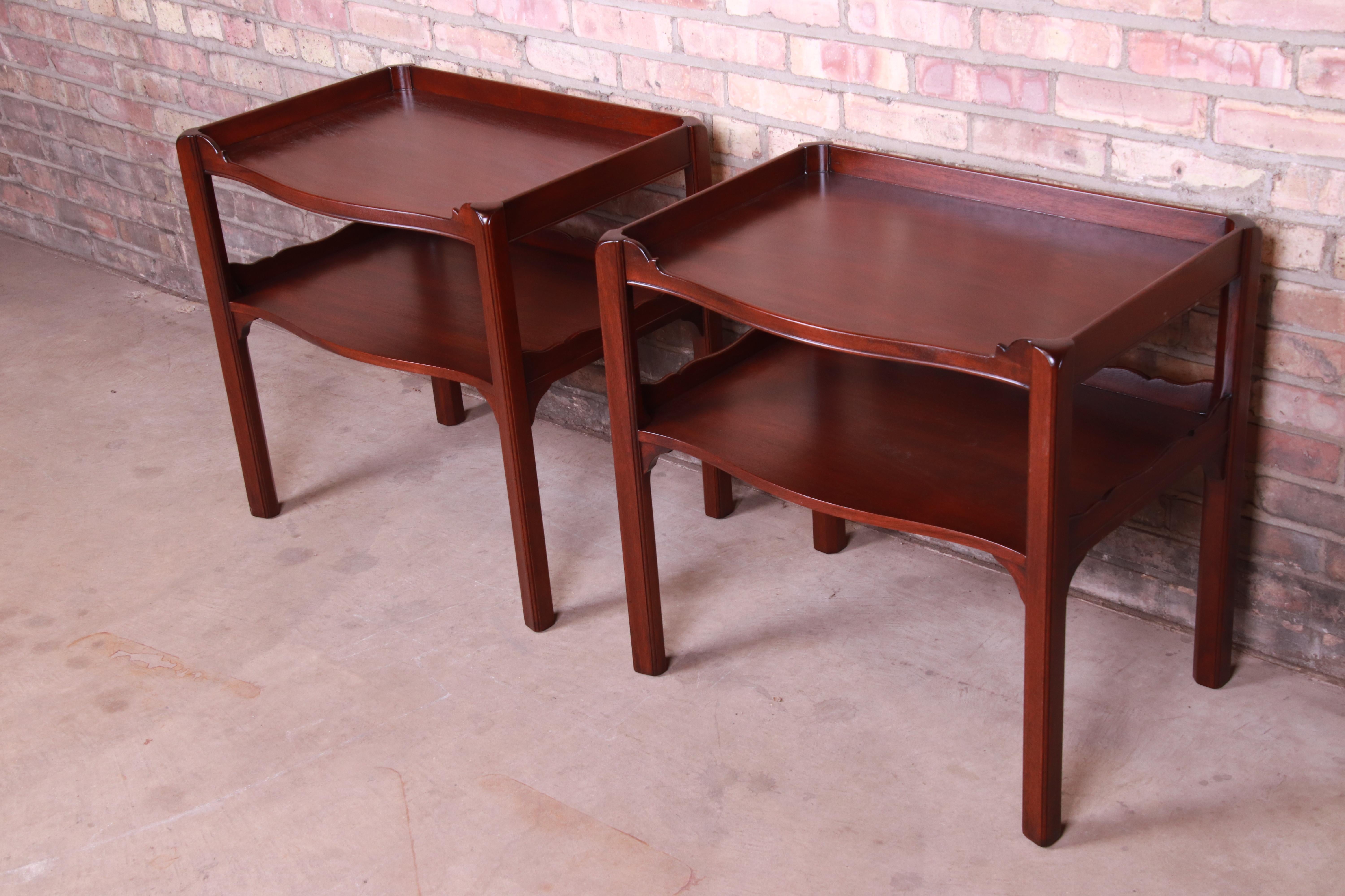 Baker Furniture Georgian Mahogany Two-Tier Nightstands or End Tables, Restored In Good Condition In South Bend, IN