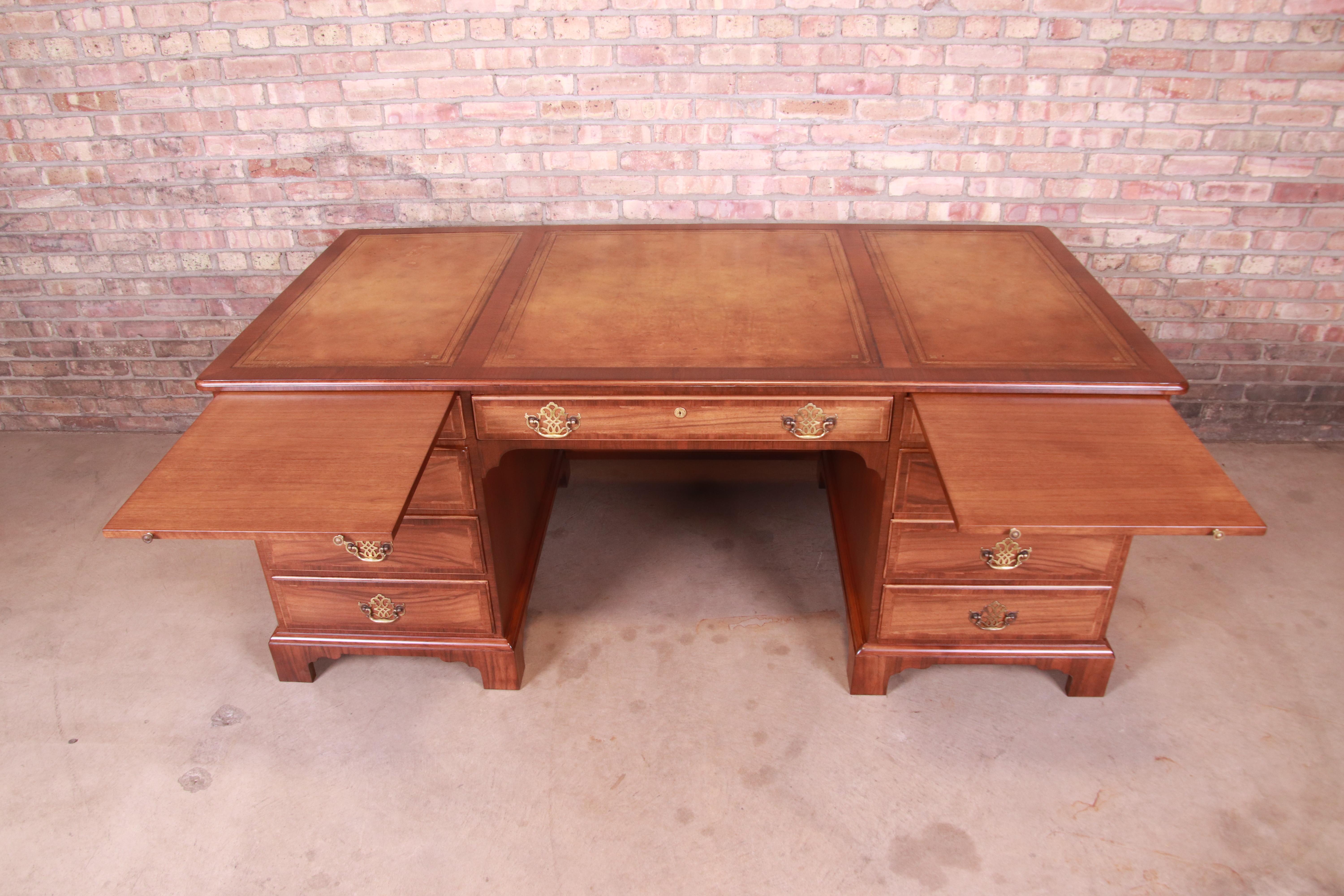 Baker Furniture Georgian Walnut Leather Top Executive Desk, Newly Refinished For Sale 2