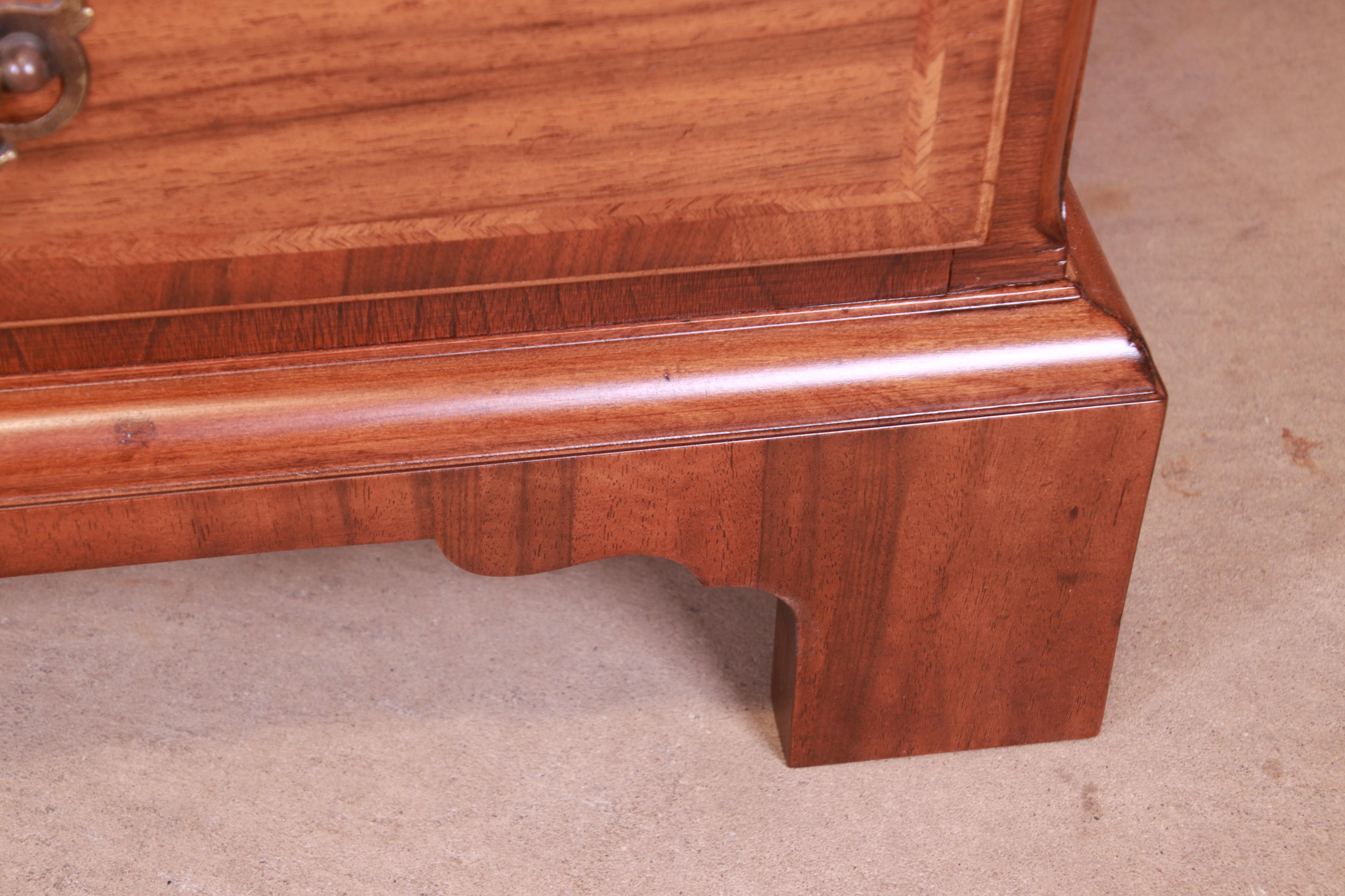 Baker Furniture Georgian Walnut Leather Top Executive Desk, Newly Refinished For Sale 4