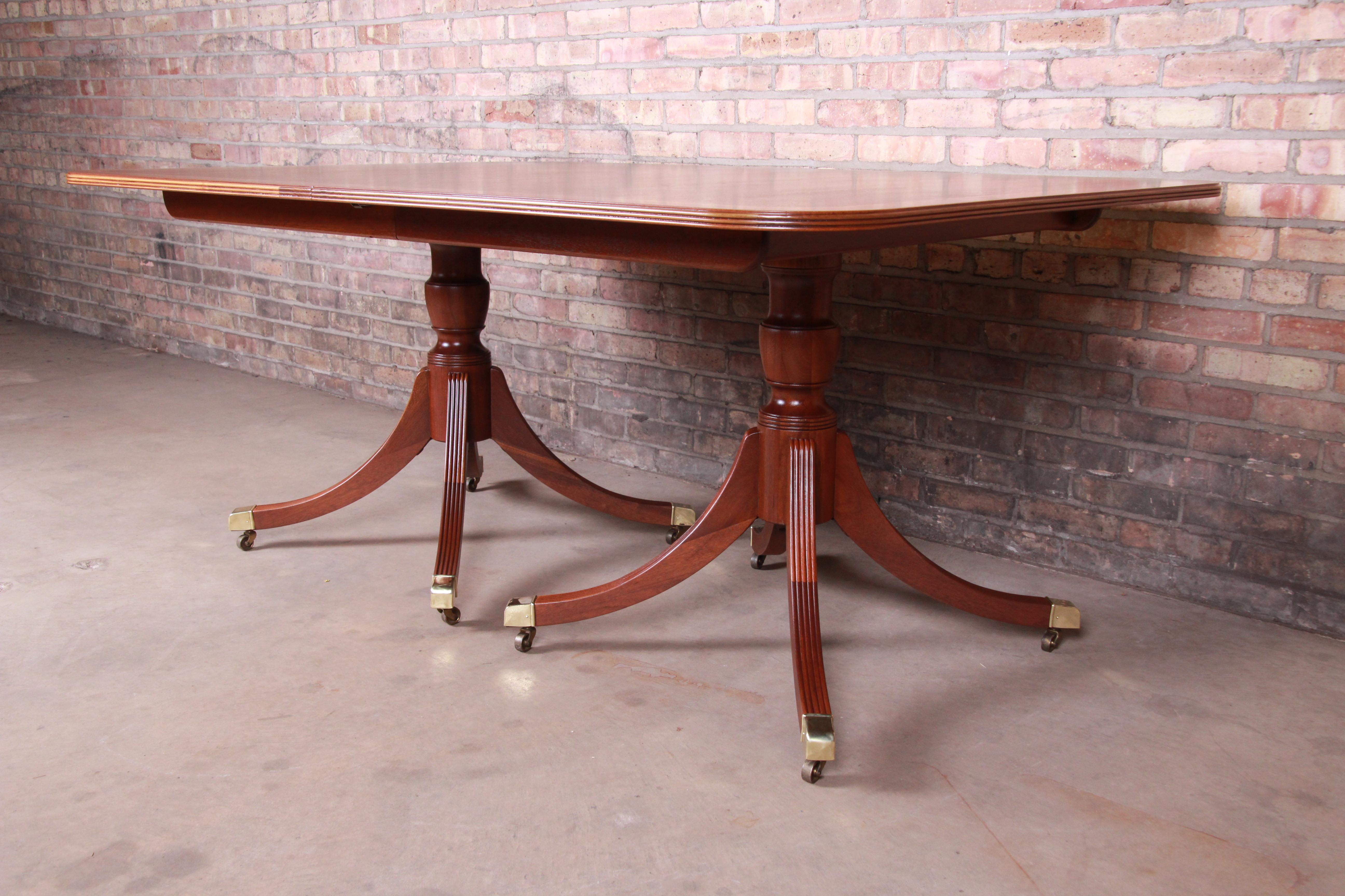 Baker Furniture Historic Charleston Banded Mahogany Dining Table, Newly Restored 2