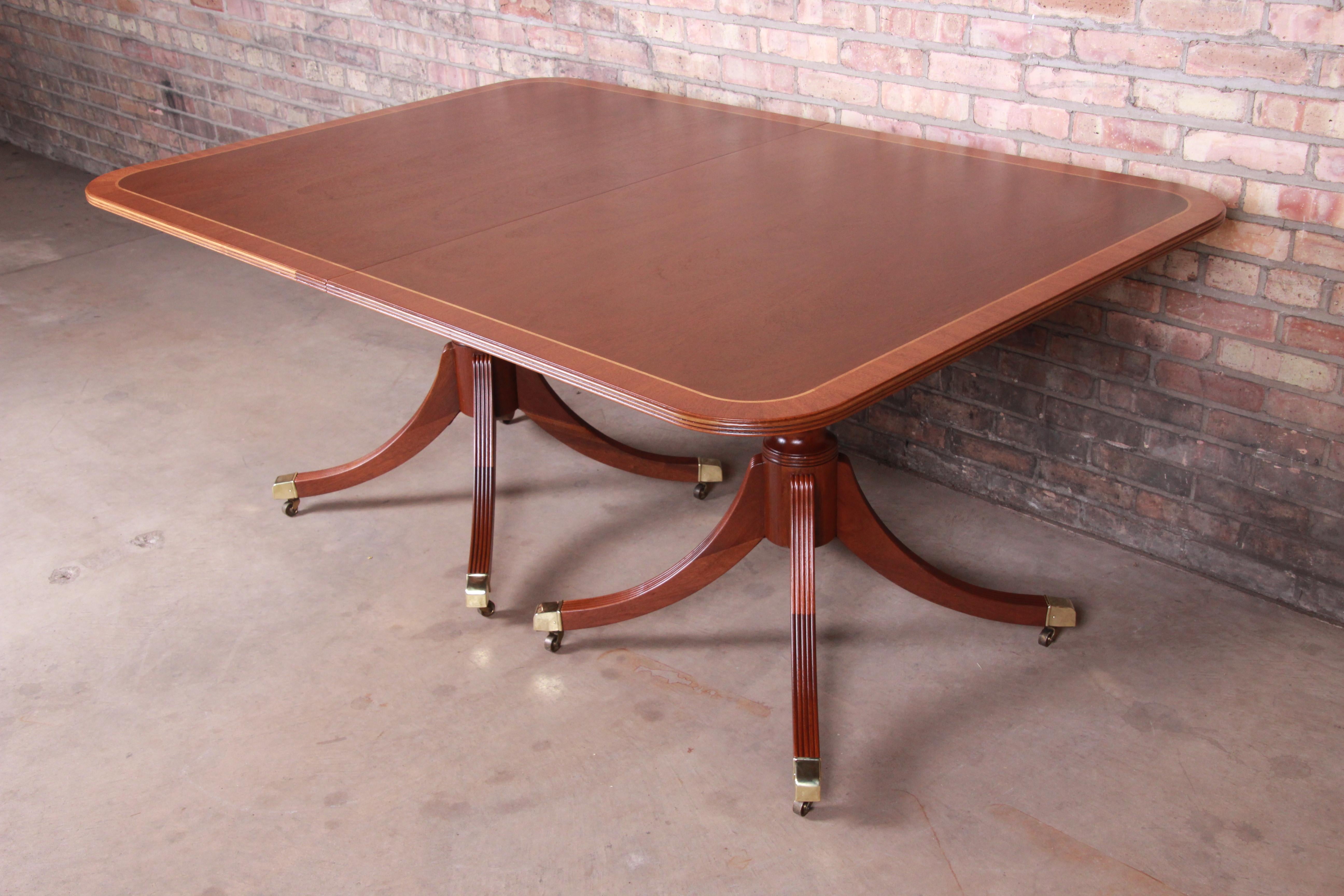 Baker Furniture Historic Charleston Banded Mahogany Dining Table, Newly Restored 1