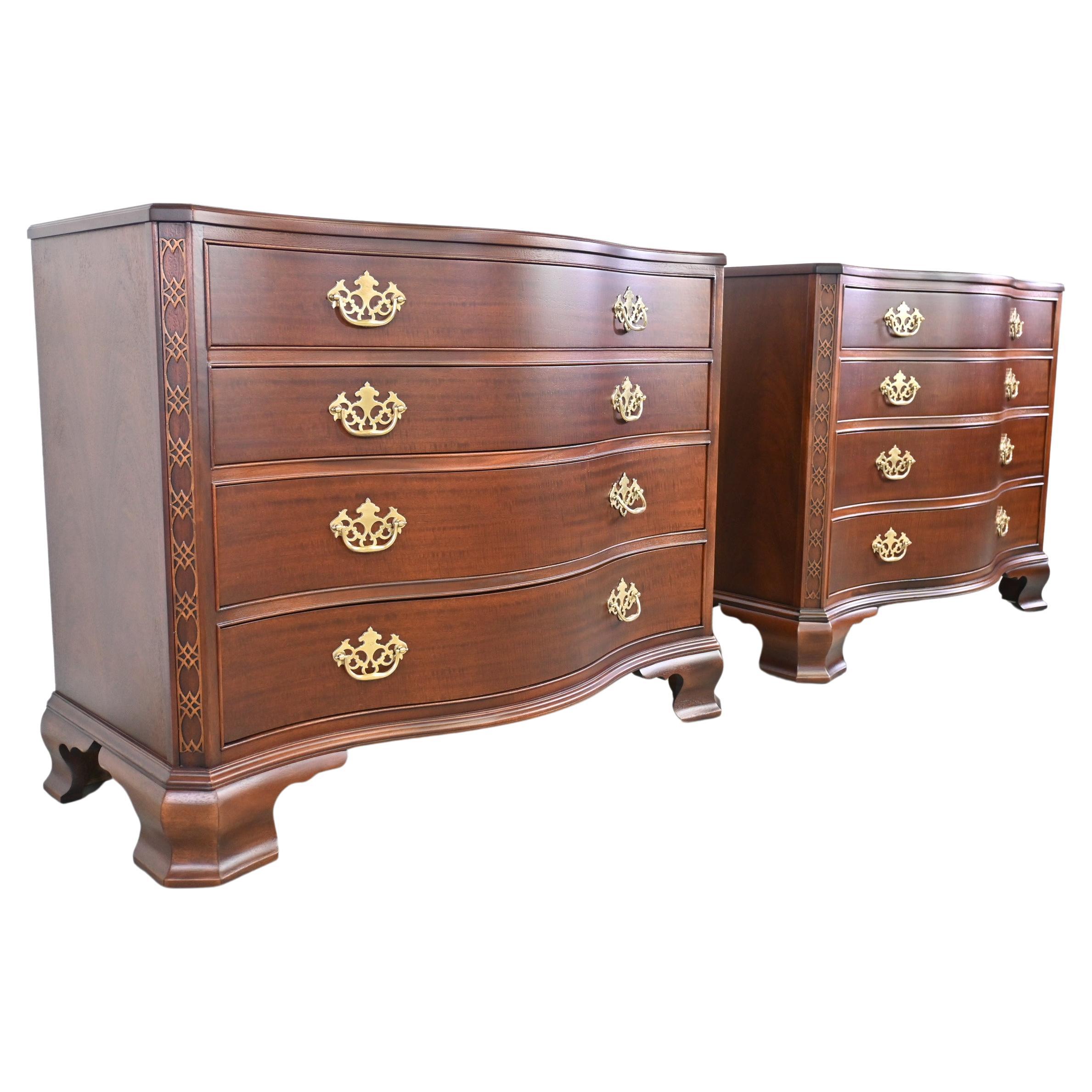 Baker Furniture Historic Charleston Chippendale style carved mahogany dresser chests, a pair

Baker Furniture, USA, 1980s

41.88 Wide x 20 Deep x 33.25 High

Chippendale style mahogany dressers or chests with carved details, four drawers, and