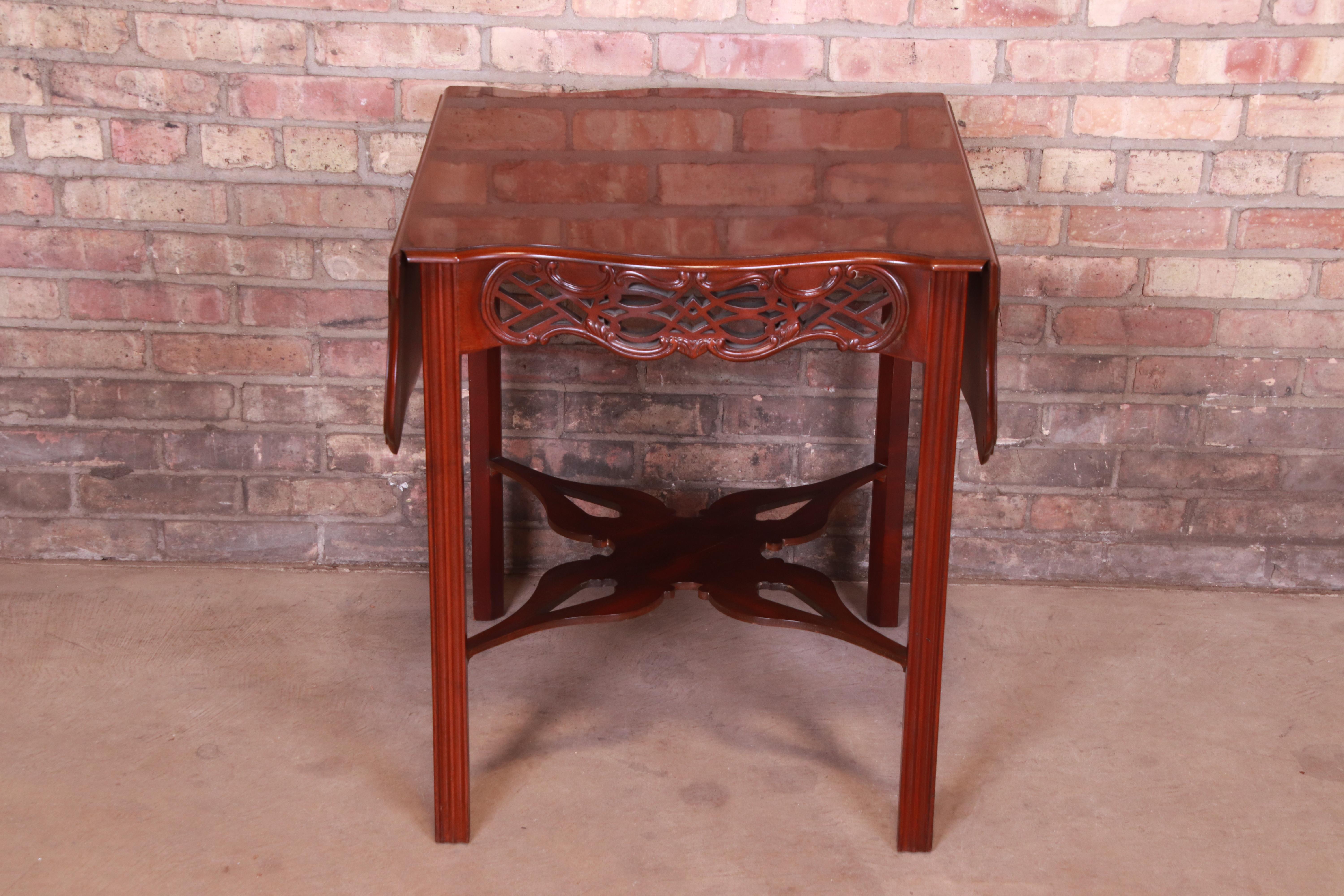 Baker Furniture Historic Charleston Collection Carved Mahogany Pembroke Table In Good Condition For Sale In South Bend, IN