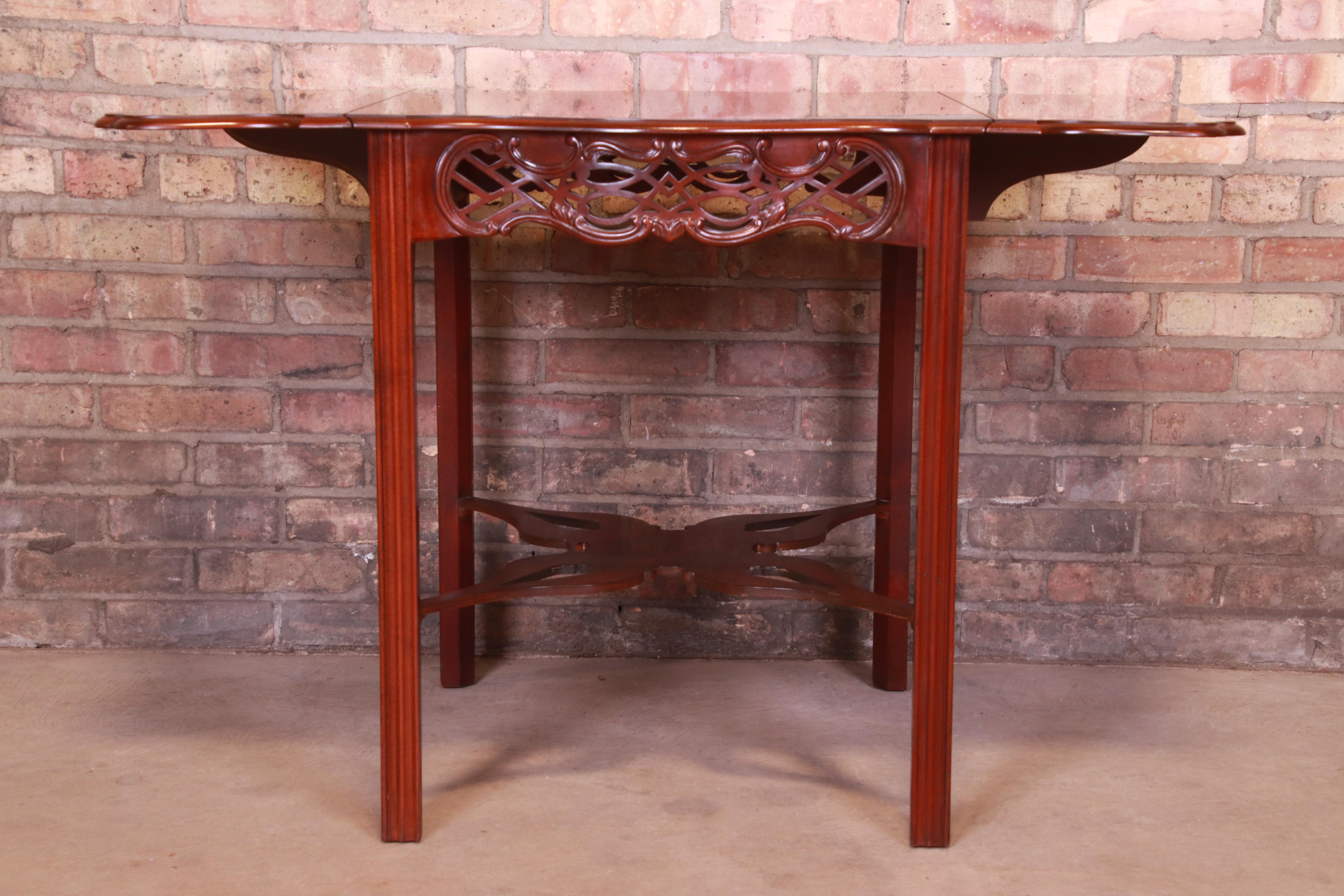 Baker Furniture Historic Charleston Collection Carved Mahogany Pembroke Table For Sale 2